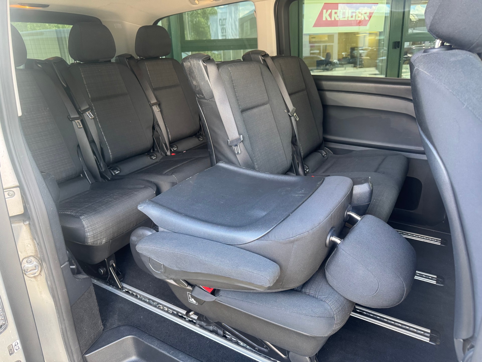 MERCEDES-BENZ Vito 119 BlueTEC Tourer Pro L 7G-Tronic*-image-11