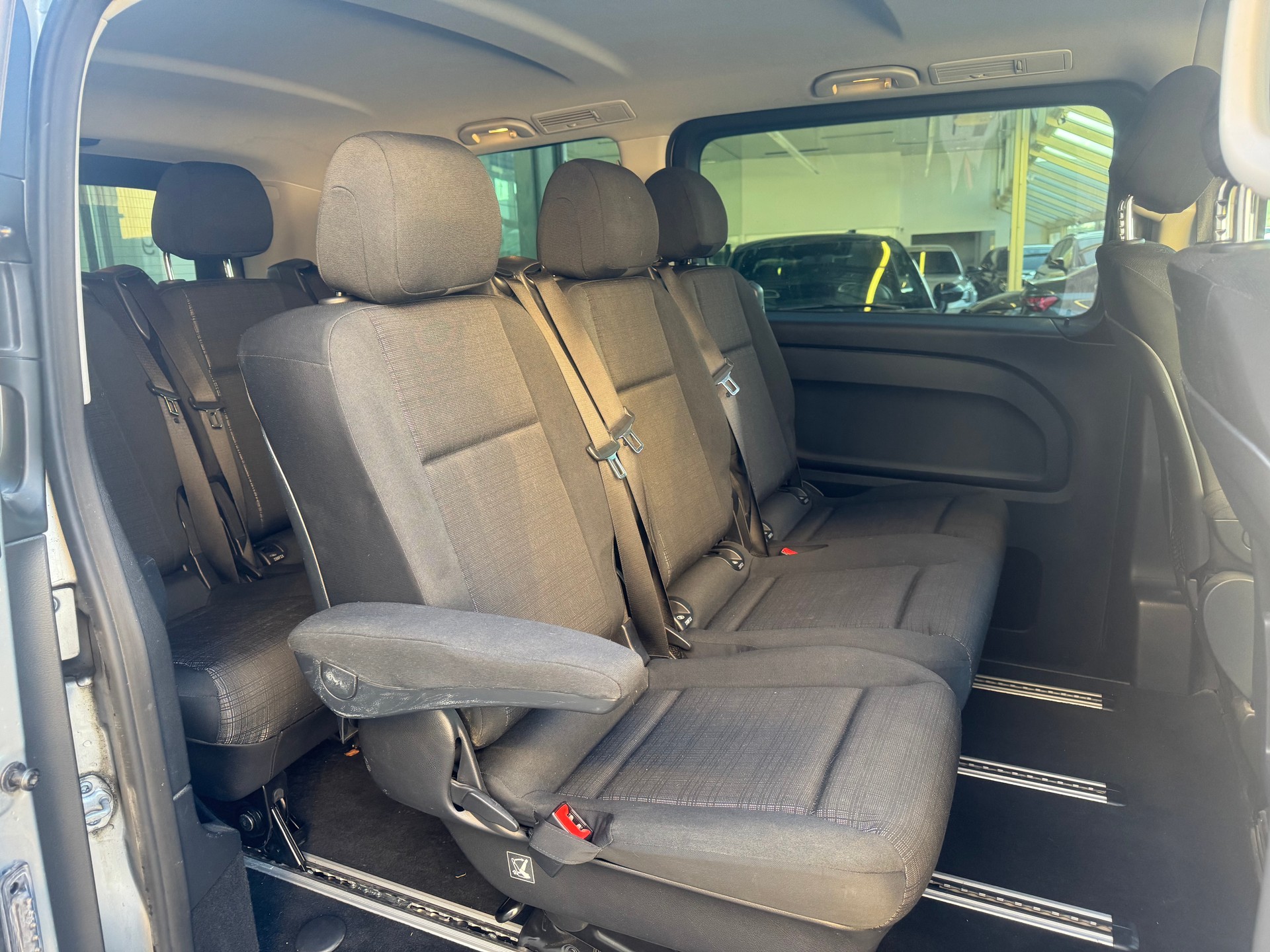 MERCEDES-BENZ Vito 119 BlueTEC Tourer Pro L 7G-Tronic*-image-9
