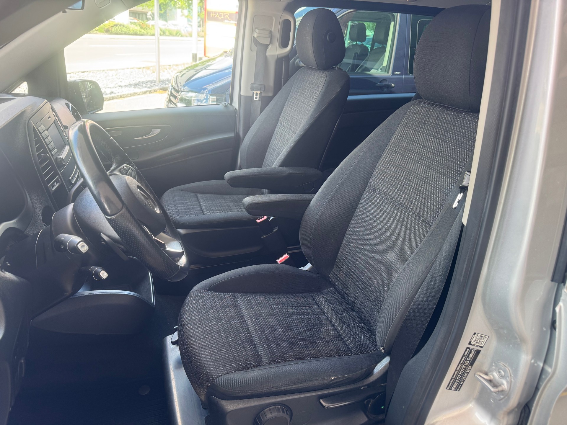 MERCEDES-BENZ Vito 119 BlueTEC Tourer Pro L 7G-Tronic*-image-7