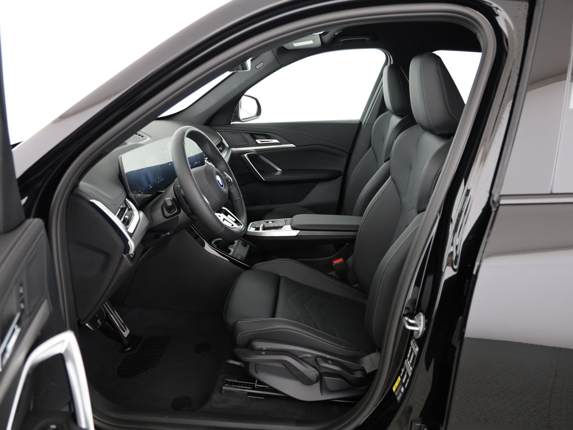 BMW X1 25e xDrive-image-3