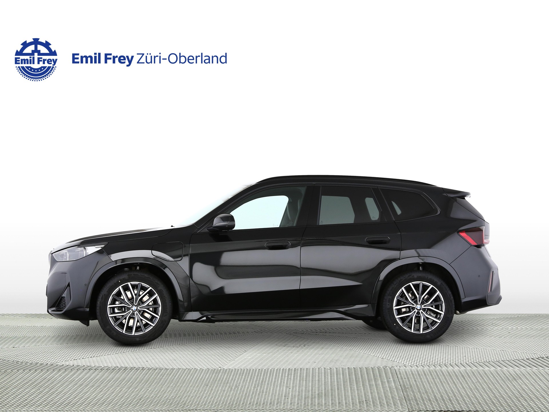 BMW X1 25e xDrive-image-1