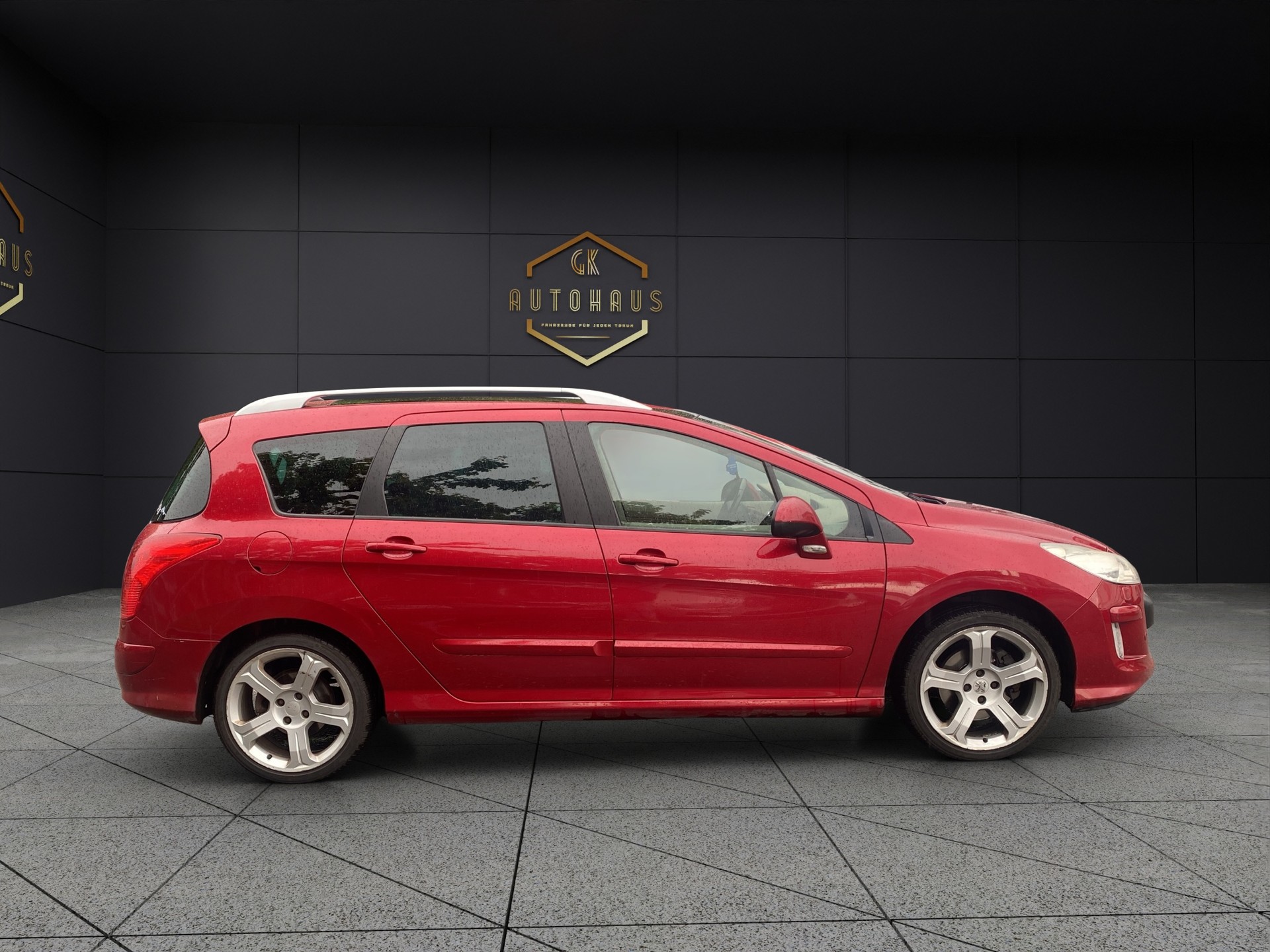 PEUGEOT 308 SW 2.0 HDI Sport-image-6