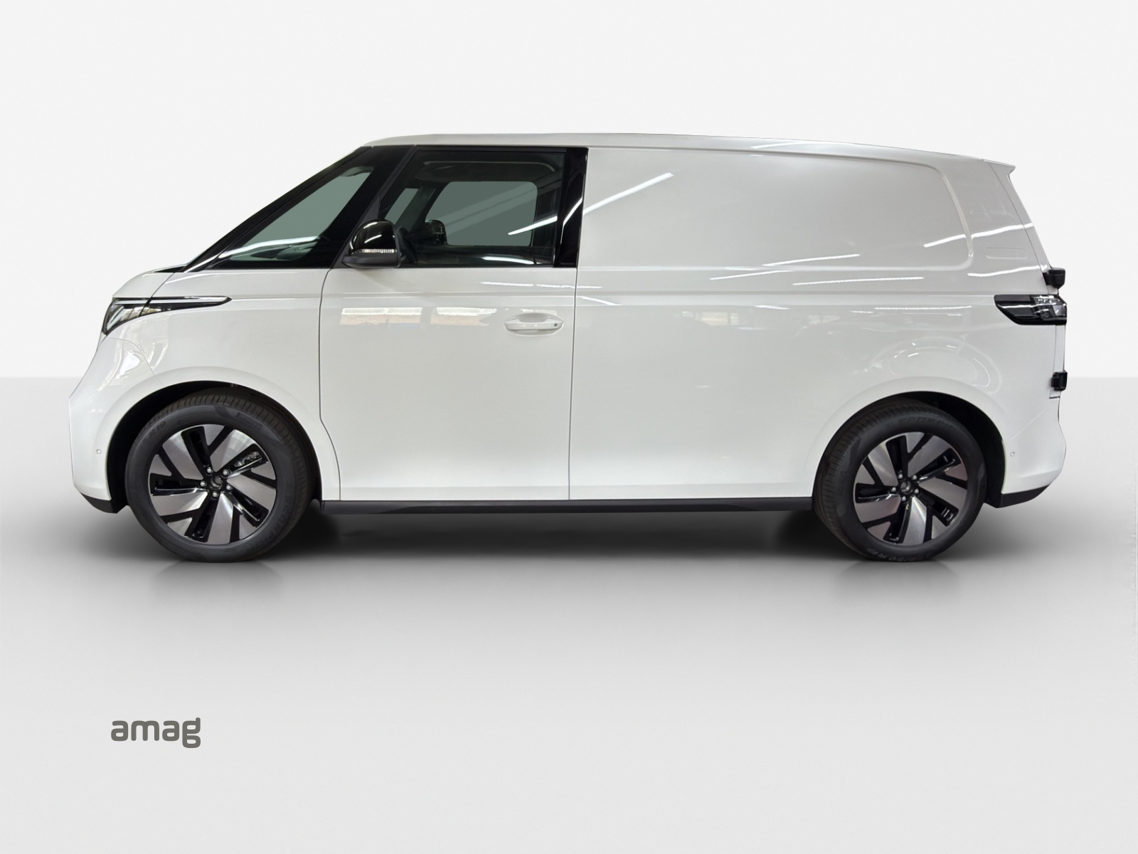 VW ID. Buzz Cargo Pro 4Motion-image-1