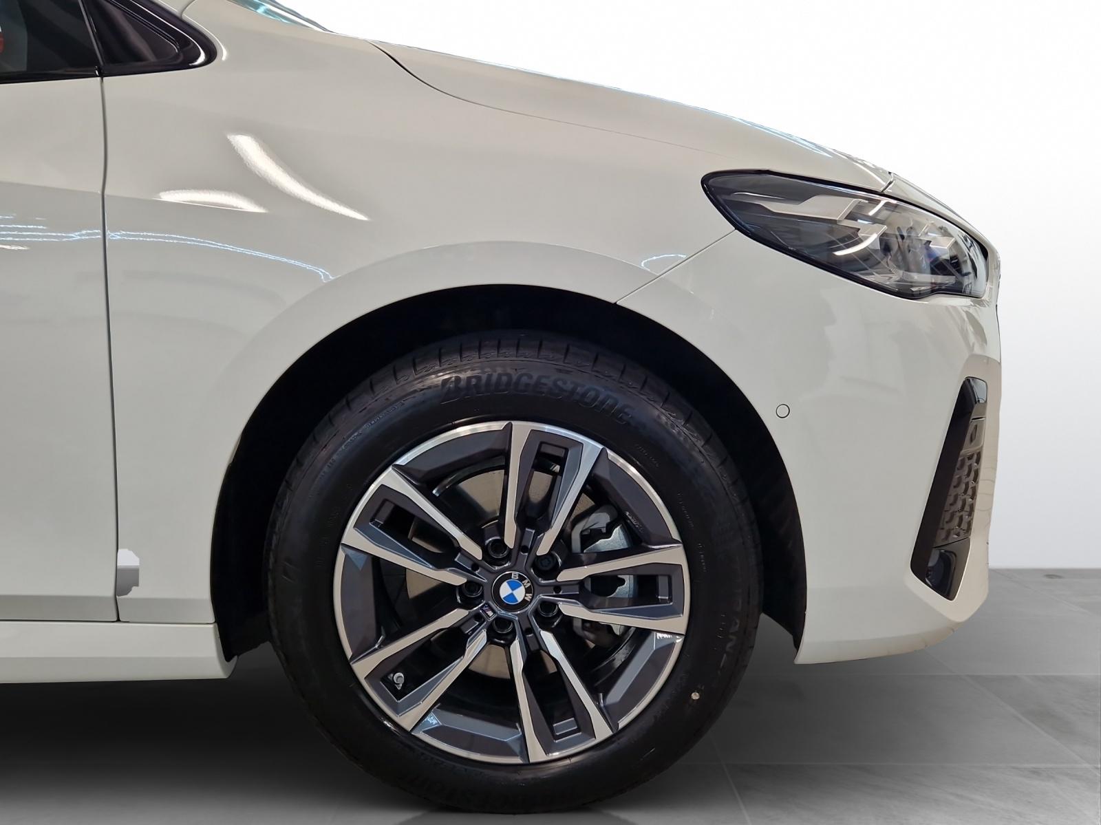 BMW 225e xDrive Active Tourer M Sport-image-8