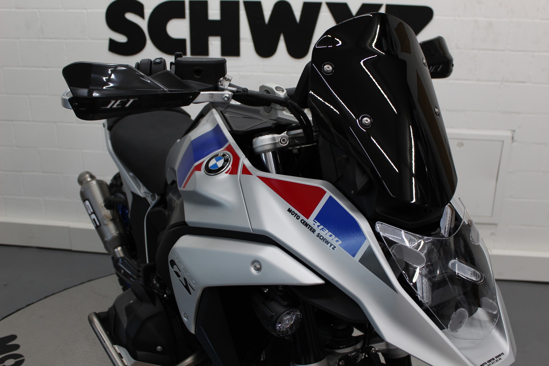 BMW R 1300 GS-image-9