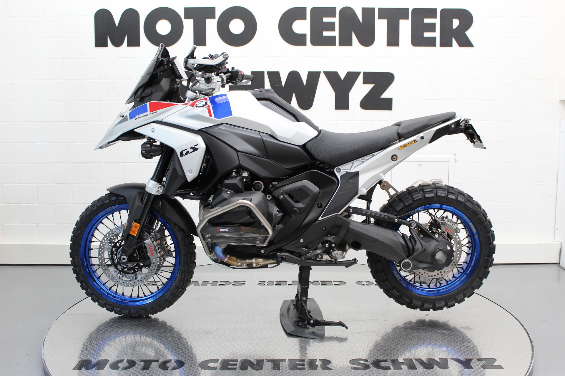 BMW R 1300 GS-image-4
