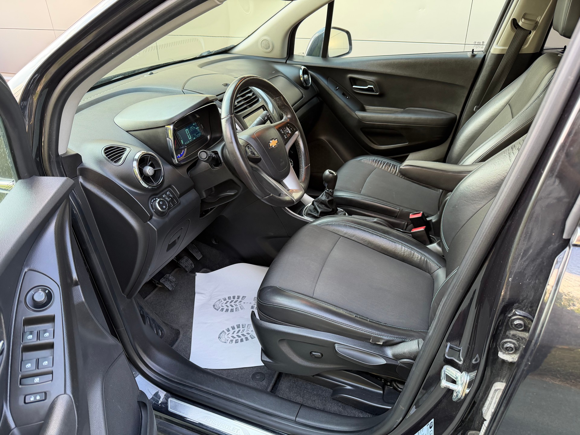 CHEVROLET Trax 1.7 VCDi LTZ 4WD-image-8