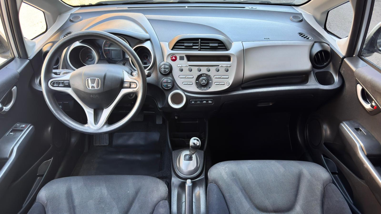 HONDA Jazz 1.4i Comfort i-Shift-image-6