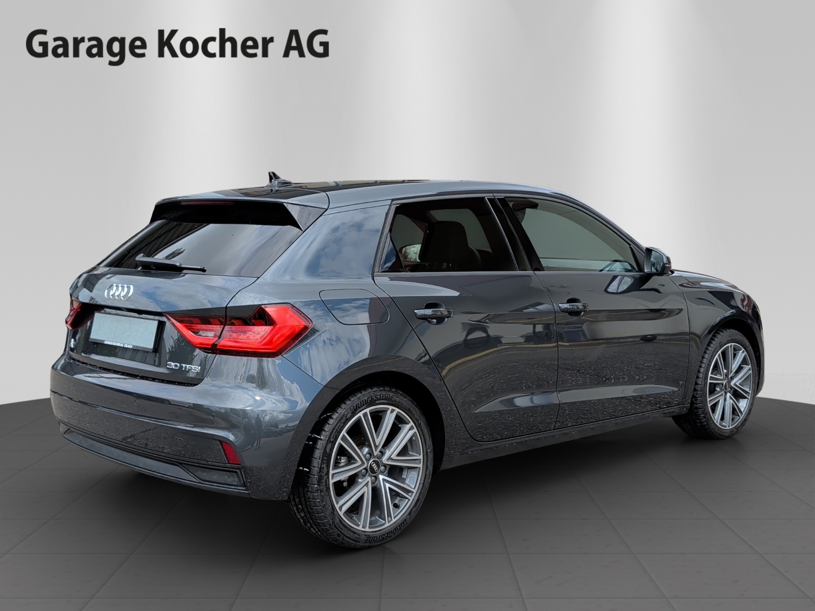 AUDI A1 Sportback 30 TFSI Attraction S-tronic-image-5