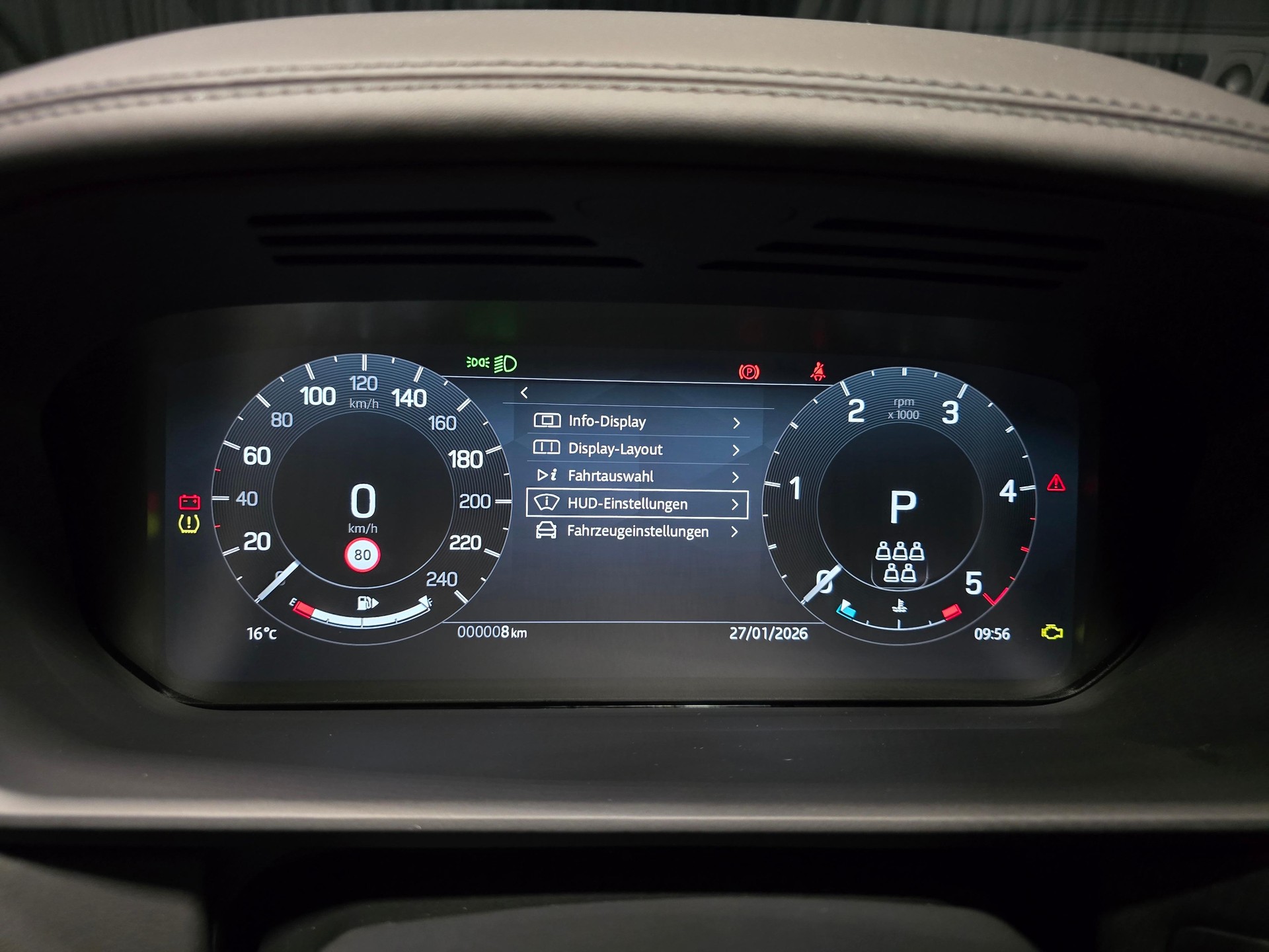LAND ROVER Discovery 3.0 D I6 350 Dynamic HSE-image-9