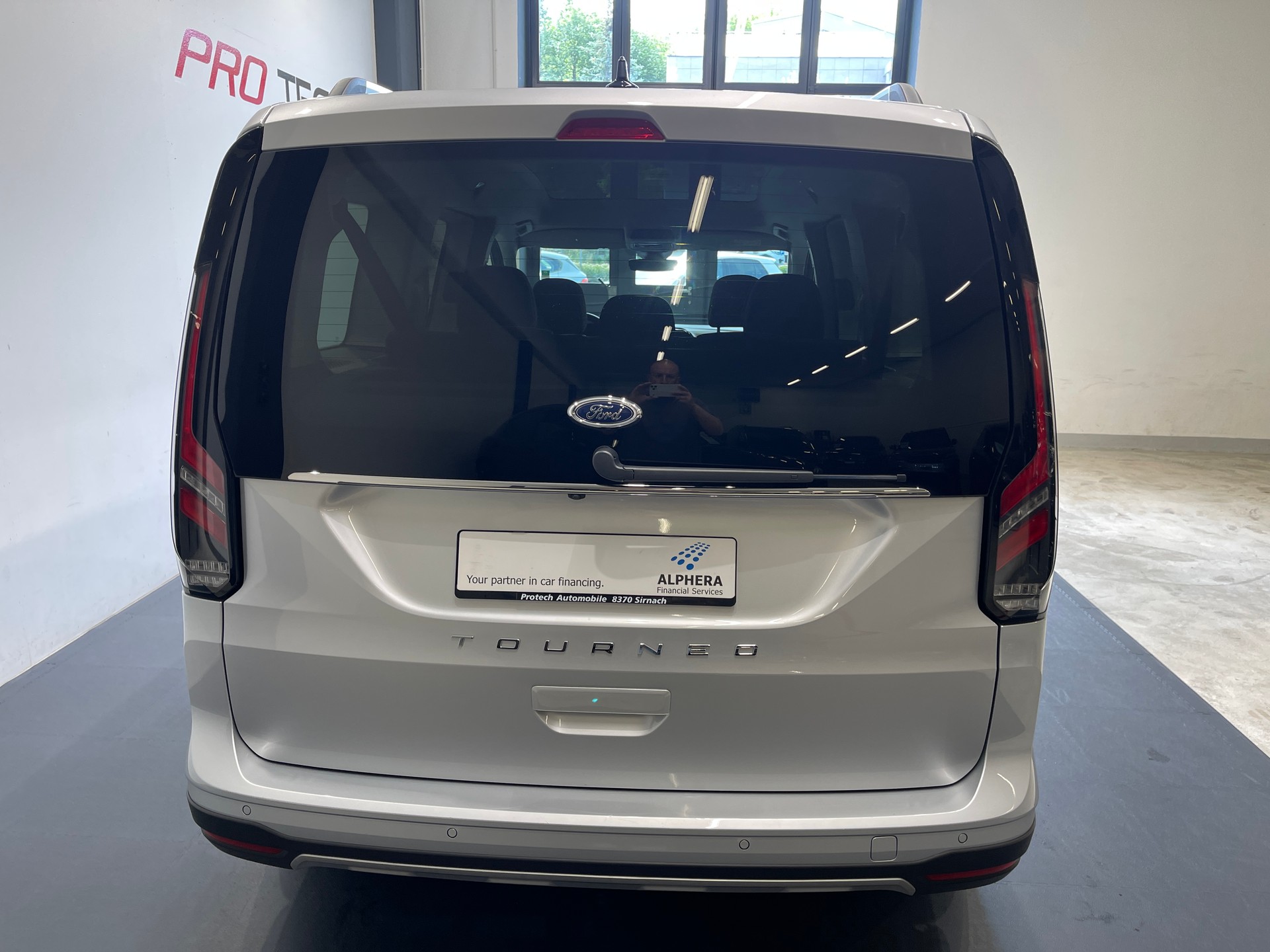 FORD Grand Tourneo Connect 2.0 EcoBlue Active Automat *7 PLATZ*-image-7