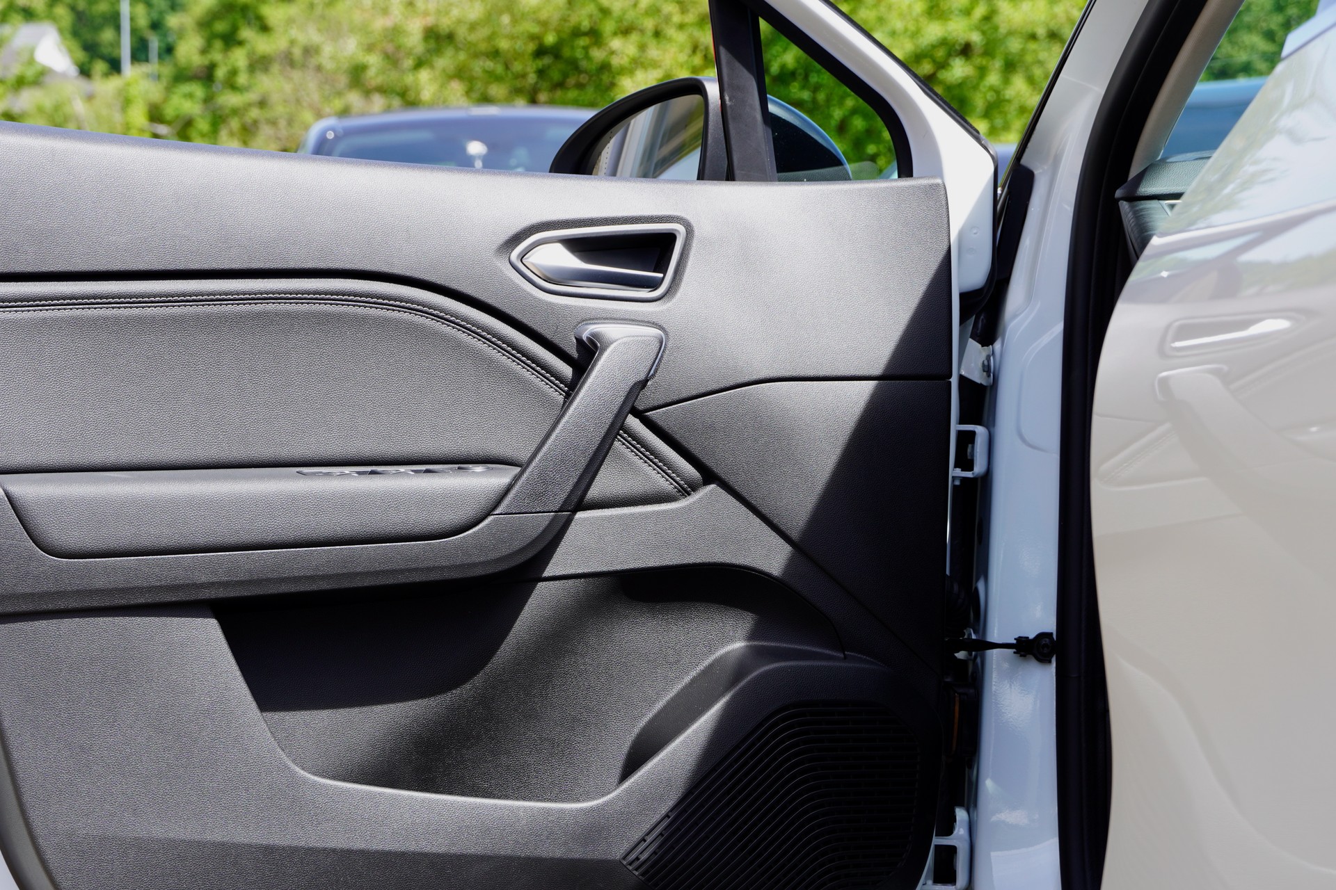 MITSUBISHI ASX 1.6 PHEV Instyle-image-7