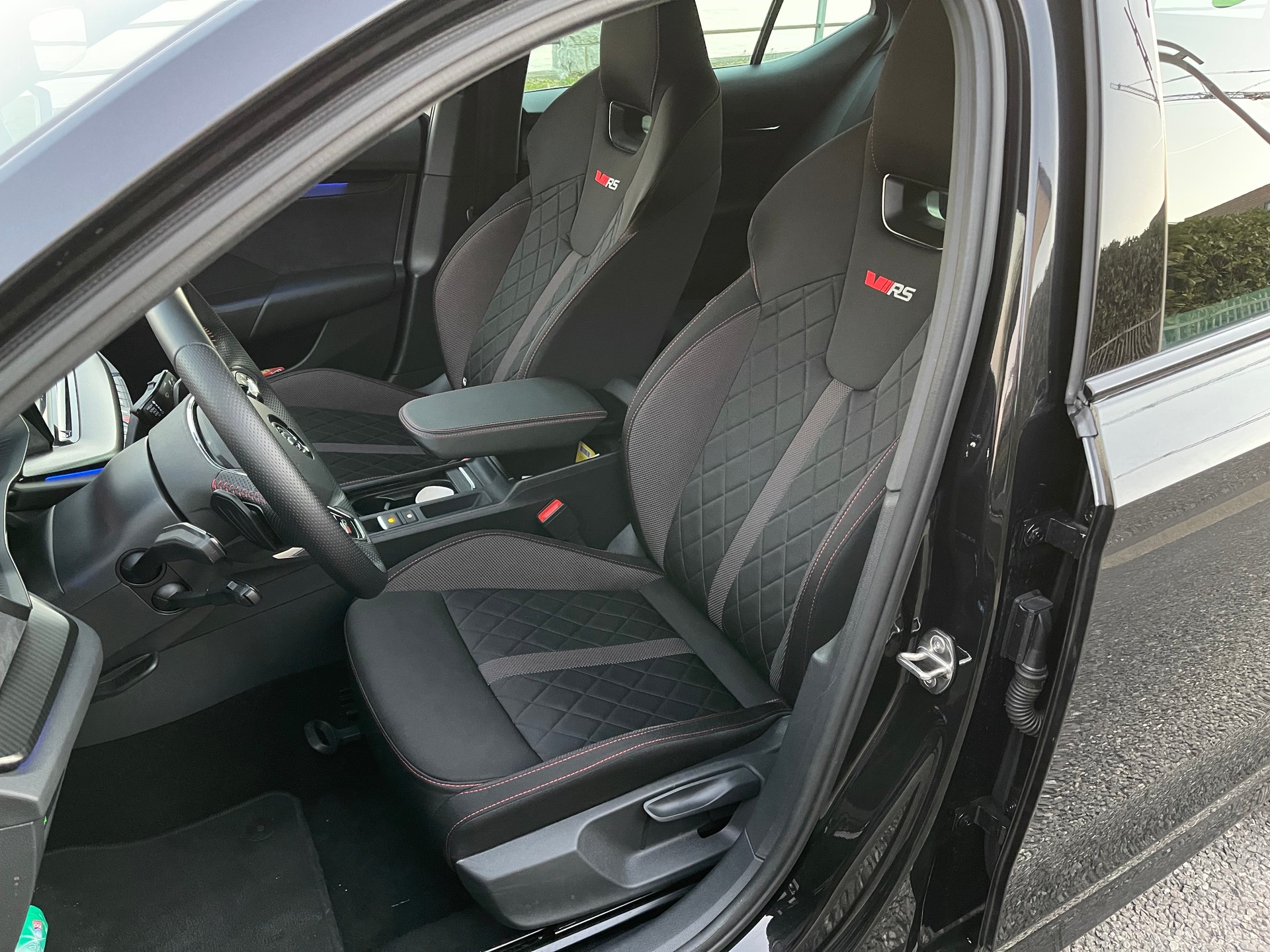 SKODA 2.0 TDI RS DSG-image-5