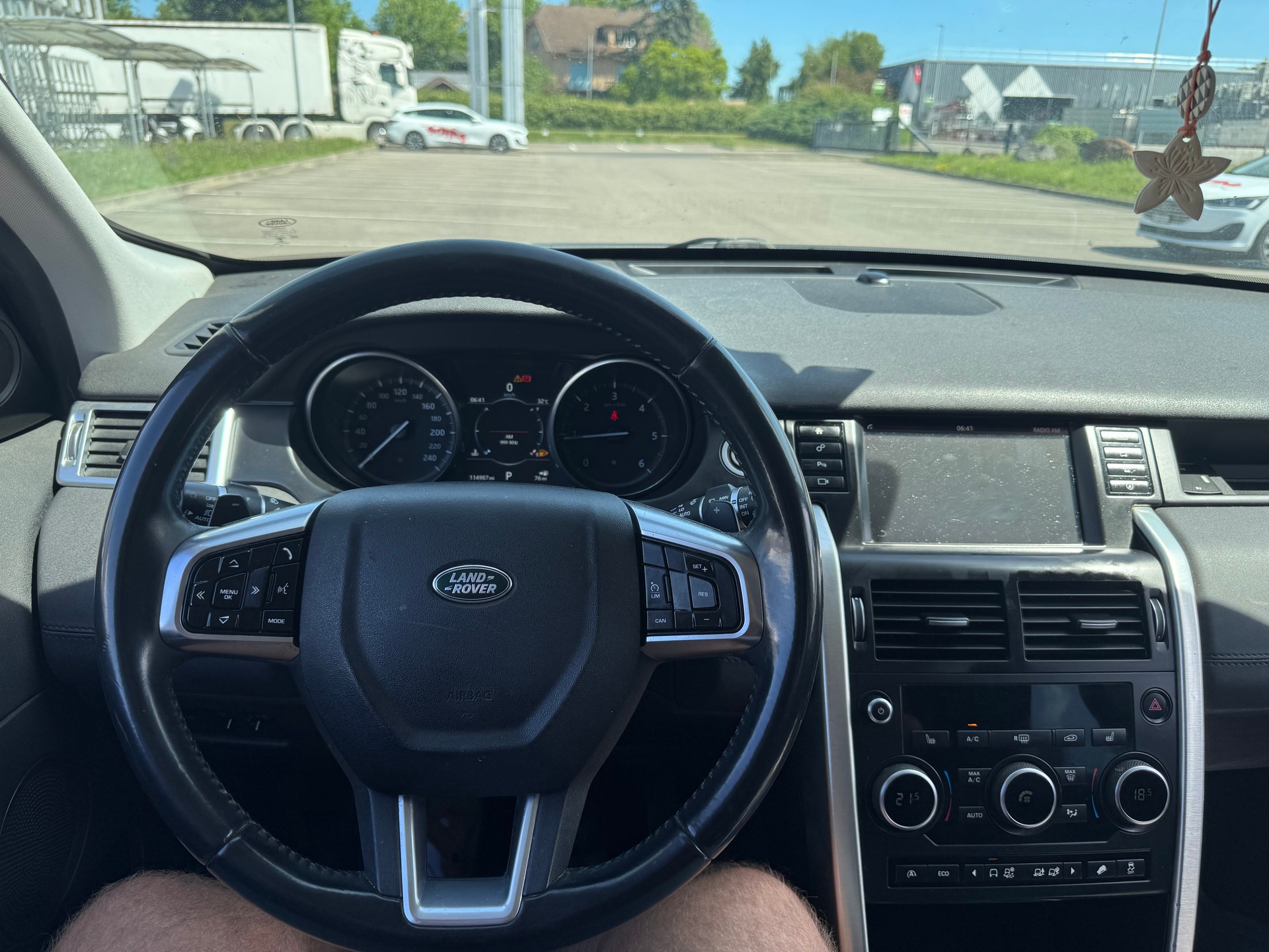 LAND ROVER Discovery Sport 2.0 TD4 Pure AT9-image-5