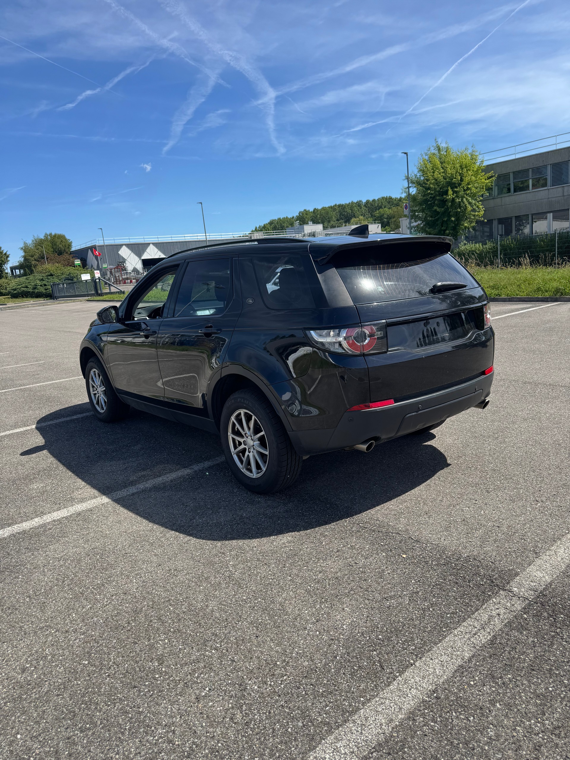 LAND ROVER Discovery Sport 2.0 TD4 Pure AT9-image-3