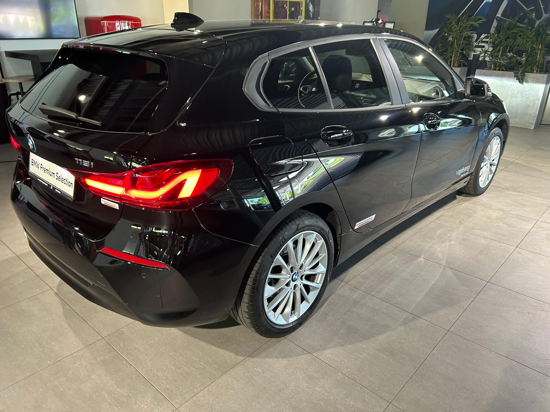 BMW 118i Steptronic-image-14