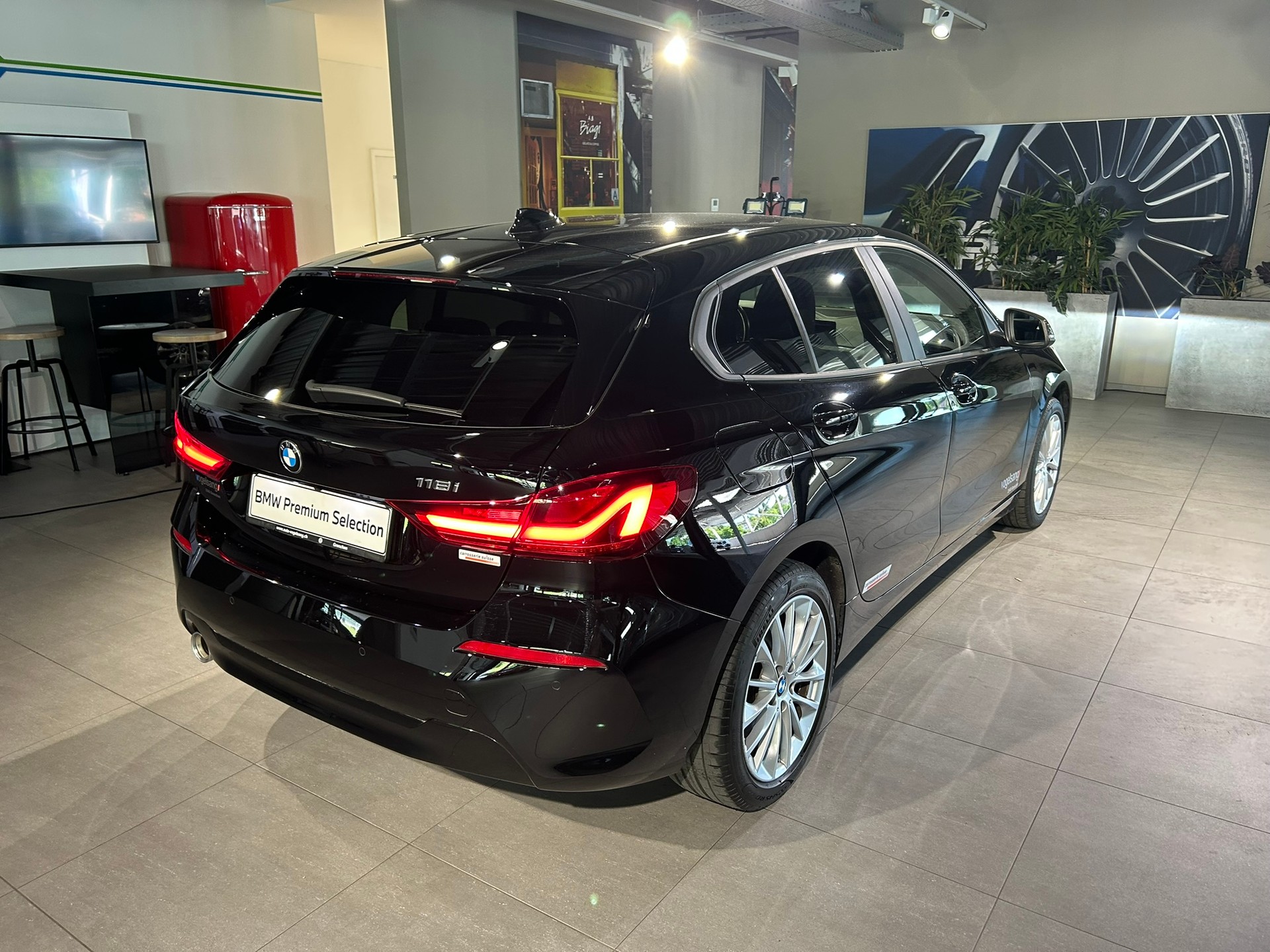 BMW 118i Steptronic-image-13