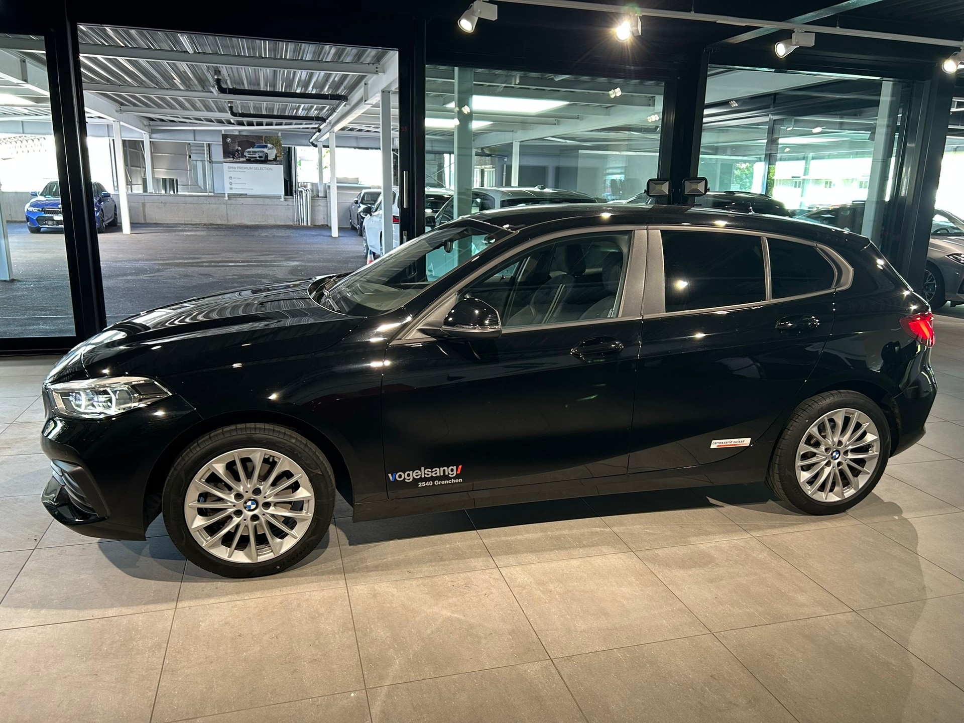 BMW 118i Steptronic-image-8