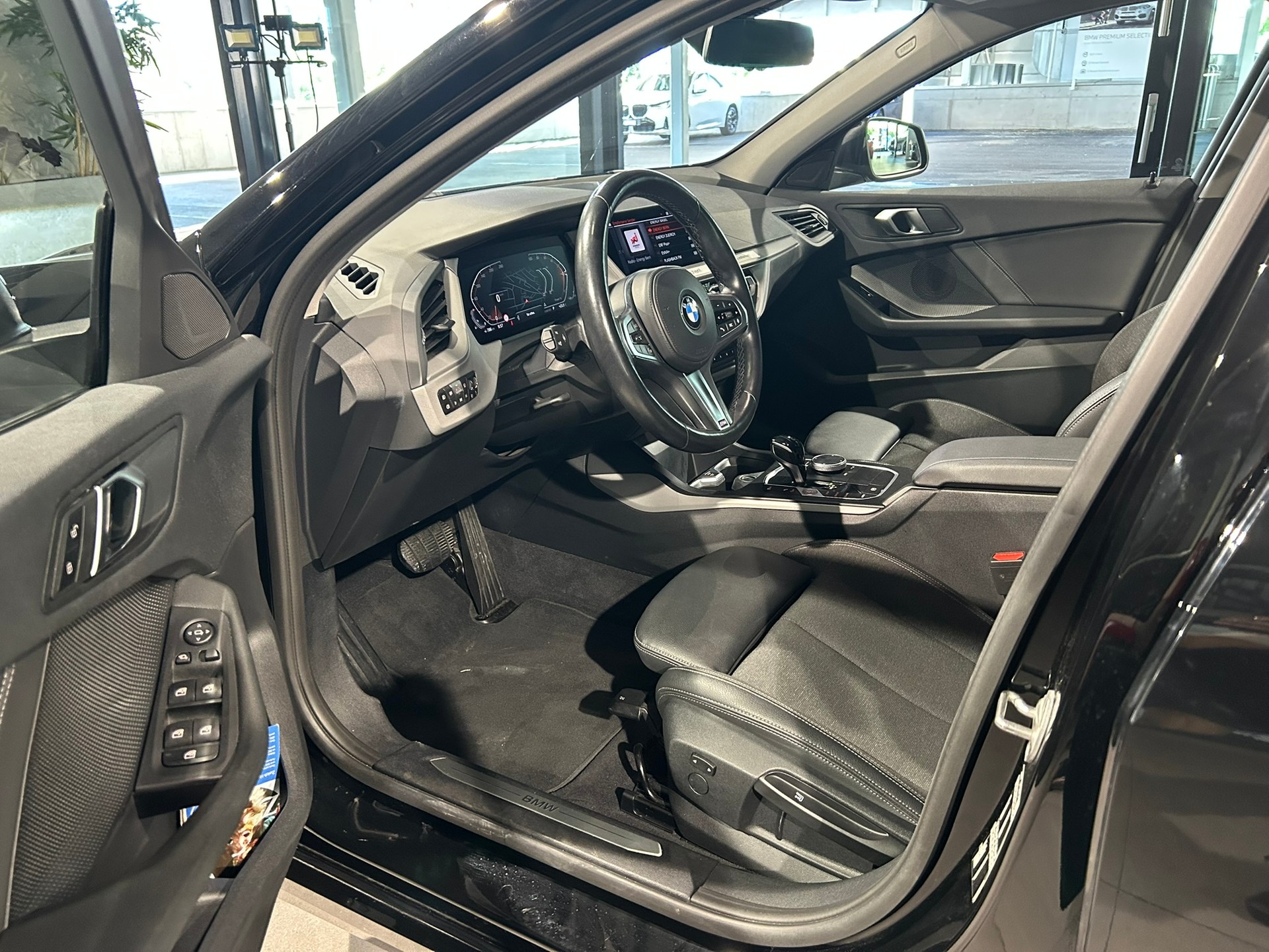 BMW 118i Steptronic-image-25