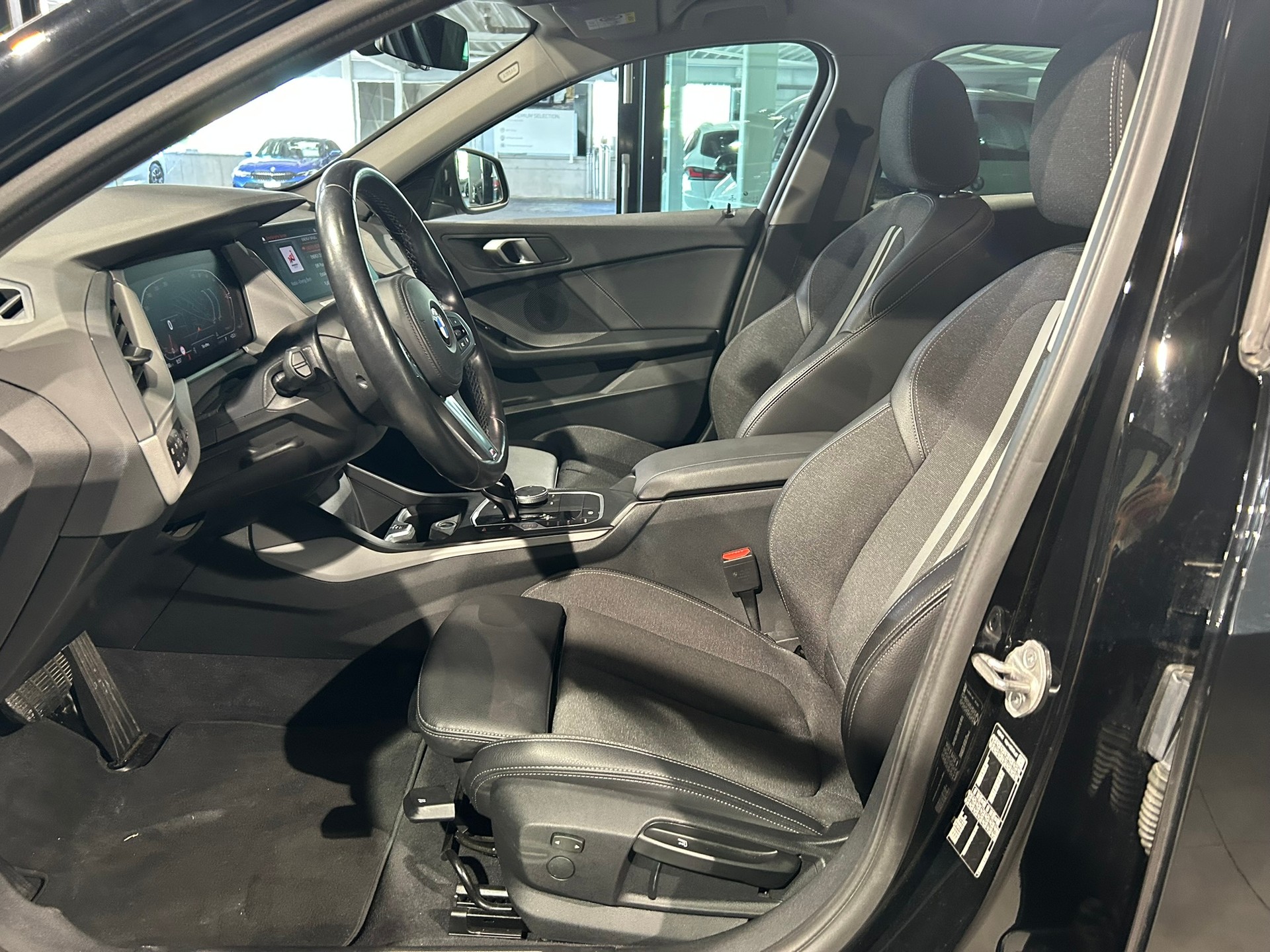 BMW 118i Steptronic-image-26