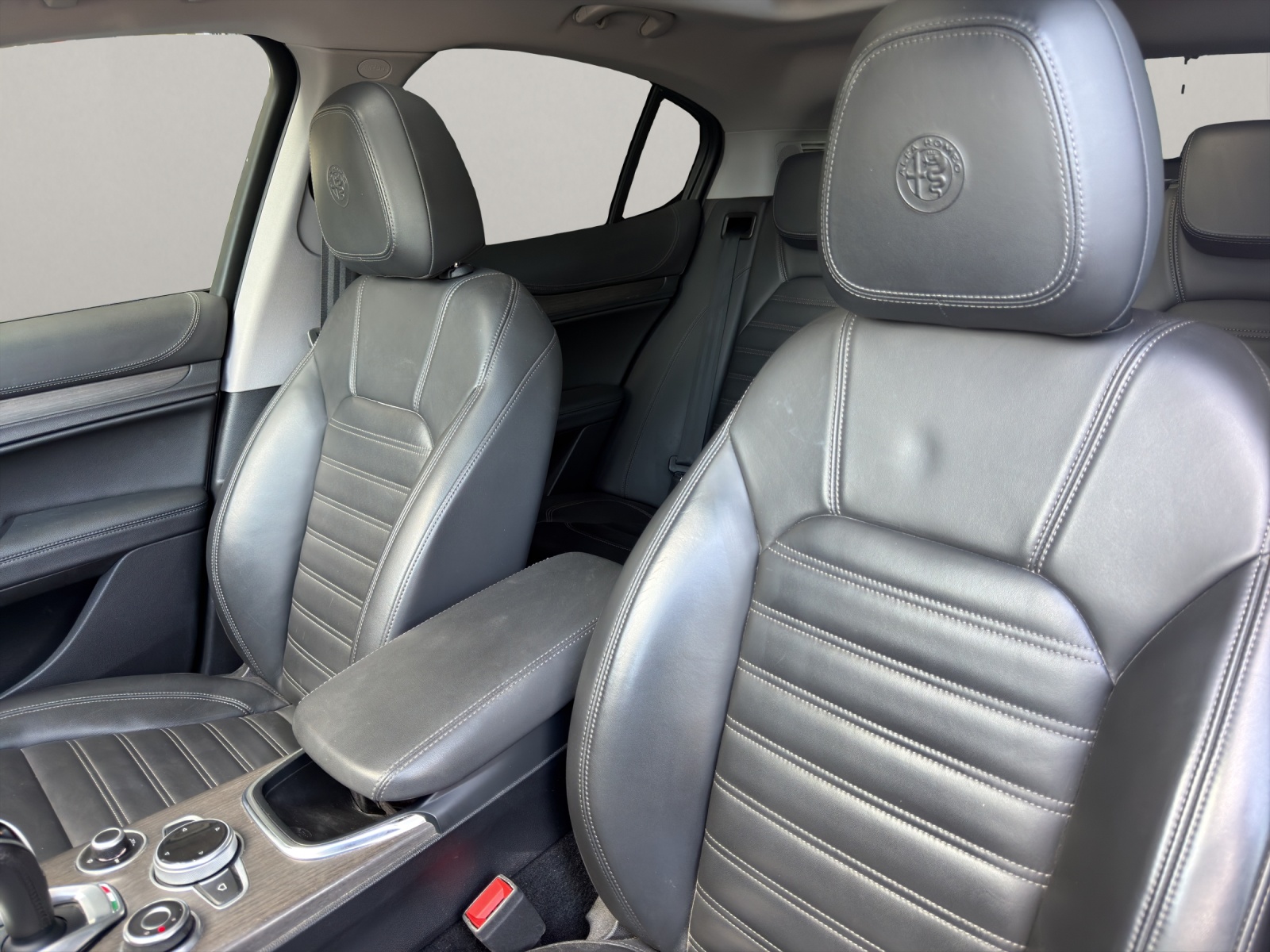 ALFA ROMEO Stelvio 2.2 D Q4 210 Ti-image-14