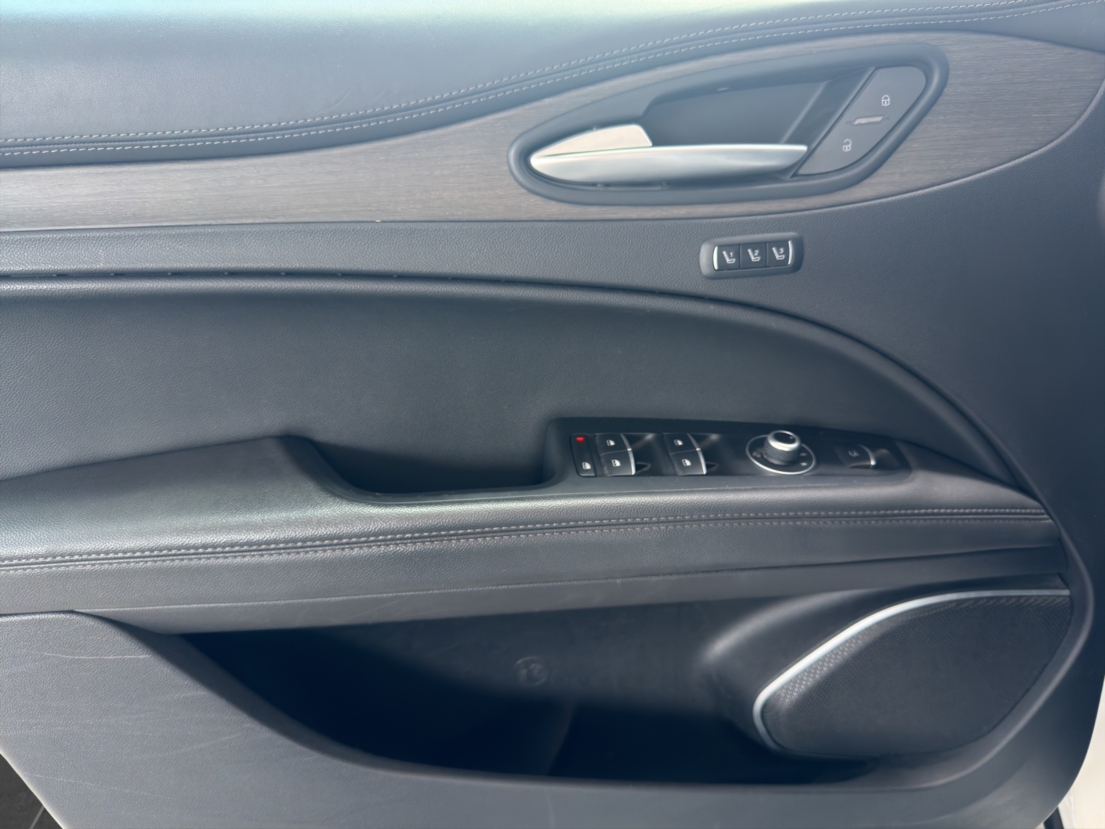 ALFA ROMEO Stelvio 2.2 D Q4 210 Ti-image-12
