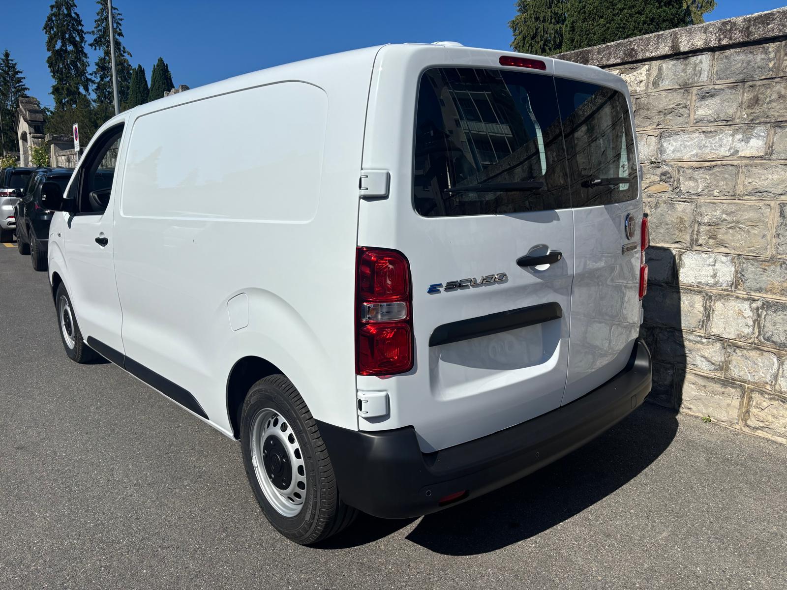 FIAT E-Scudo 50kWh L2 Pro Swiss Plus-showroom-element-2