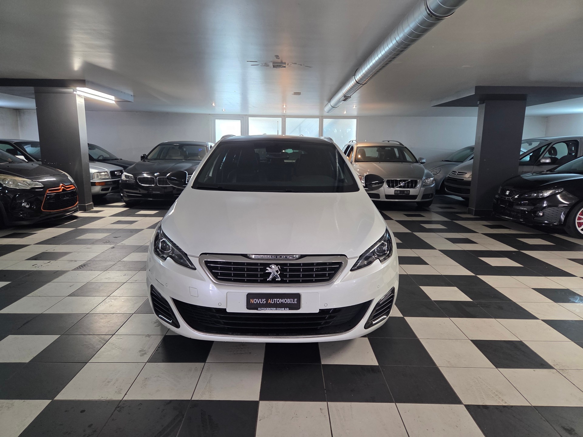 PEUGEOT 308 SW 2.0 BlueHDI GT Automatic-image-7