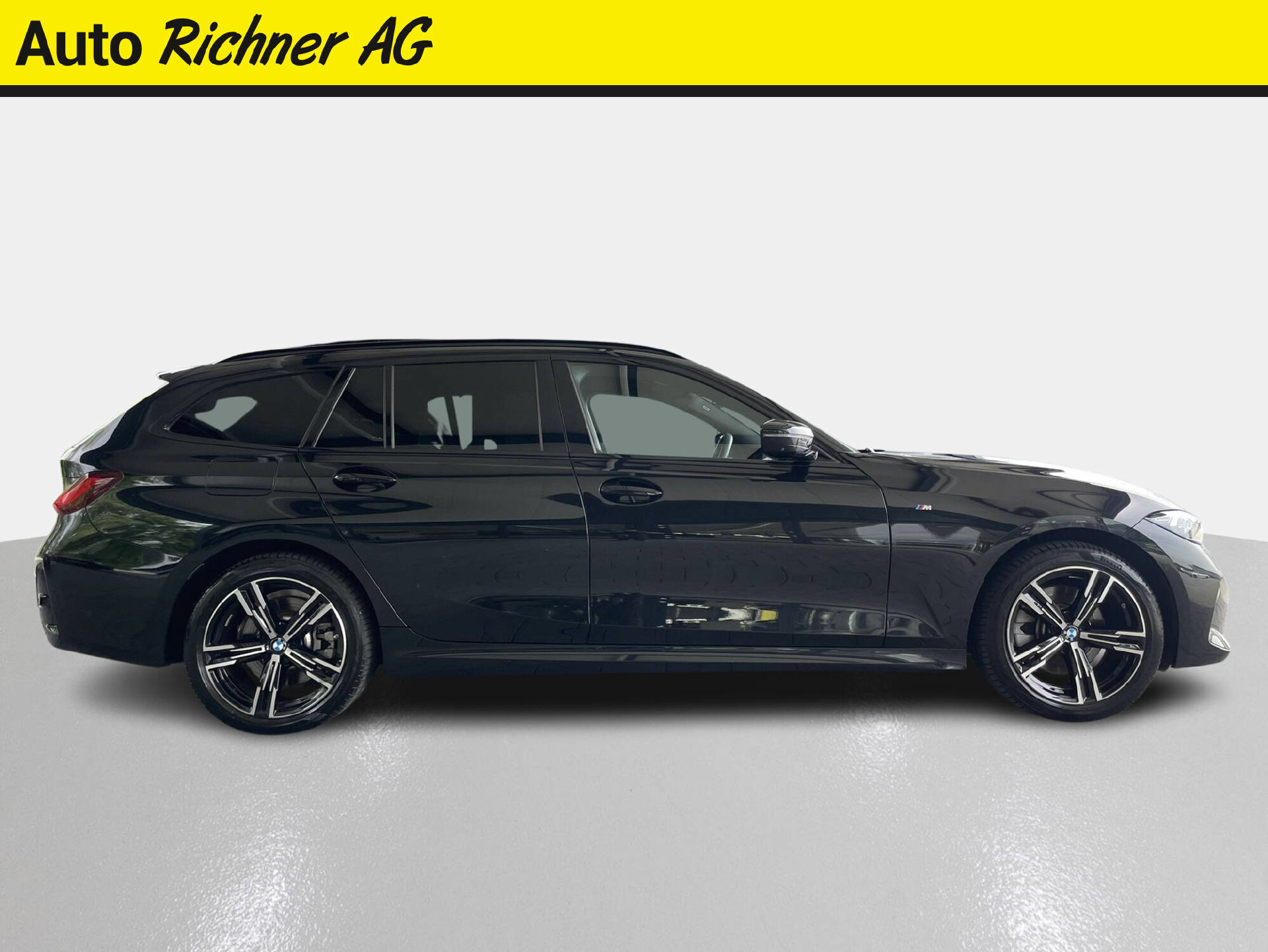 BMW 330e xDrive SAG Touring-image-2