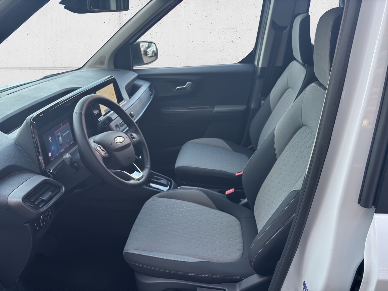FORD Transit Tourneo Courier 1.0 EcoBoost Titanium-image-8
