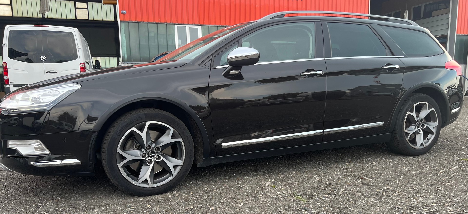 CITROEN C5 Tourer 2.2 HDi CrossTourer Automatic-image-6