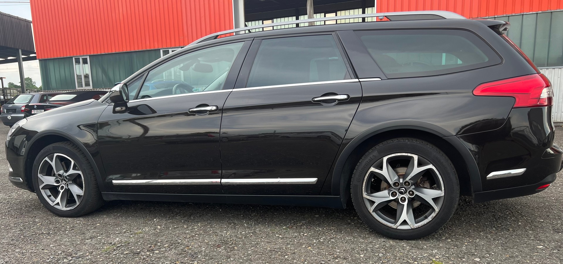 CITROEN C5 Tourer 2.2 HDi CrossTourer Automatic-image-13