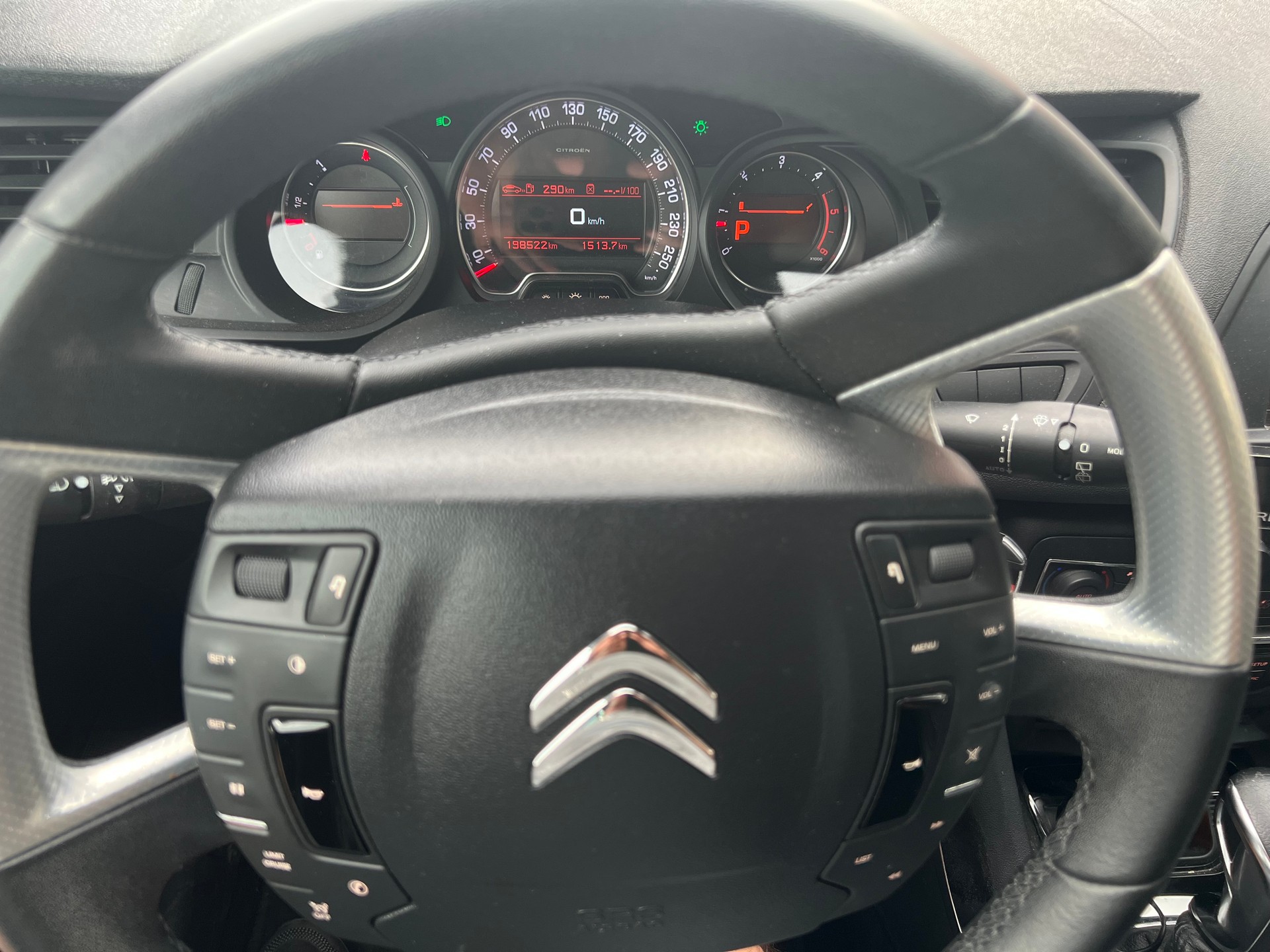 CITROEN C5 Tourer 2.2 HDi CrossTourer Automatic-image-7
