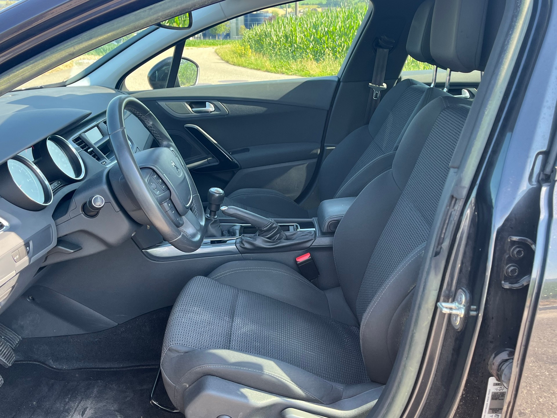 PEUGEOT 508 1.6 16V T Active-image-9