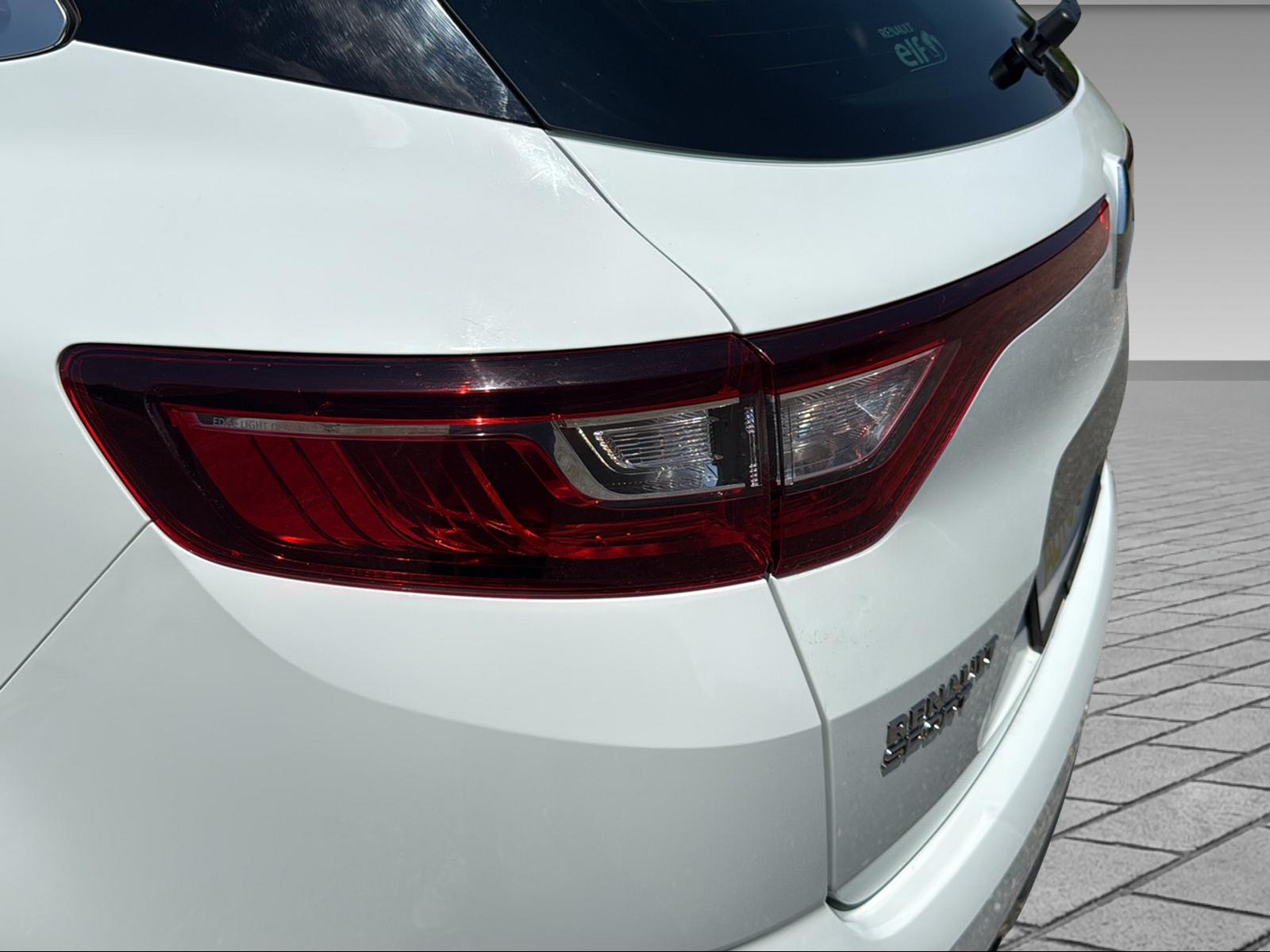 RENAULT Mégane Grandtour 1.6 TCe 205 GT EDC-image-5