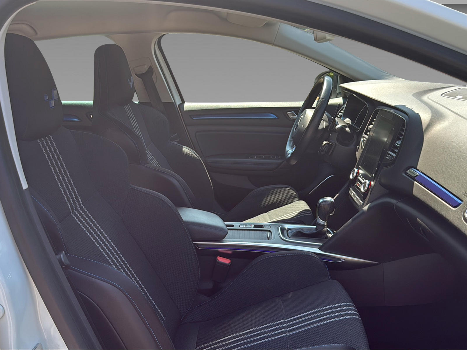 RENAULT Mégane Grandtour 1.6 TCe 205 GT EDC-image-18