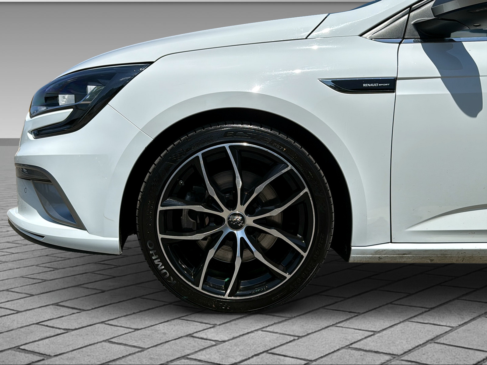 RENAULT Mégane Grandtour 1.6 TCe 205 GT EDC-image-3