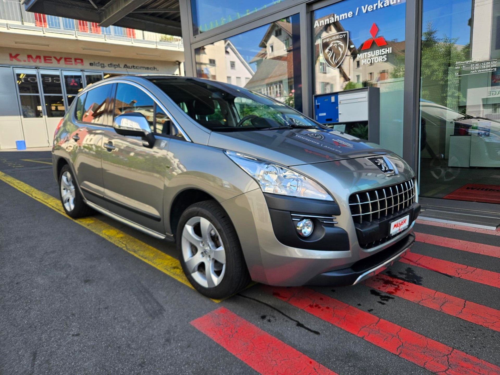 PEUGEOT 3008 2.0 HDi 163 AC Swiss Edition-image-0