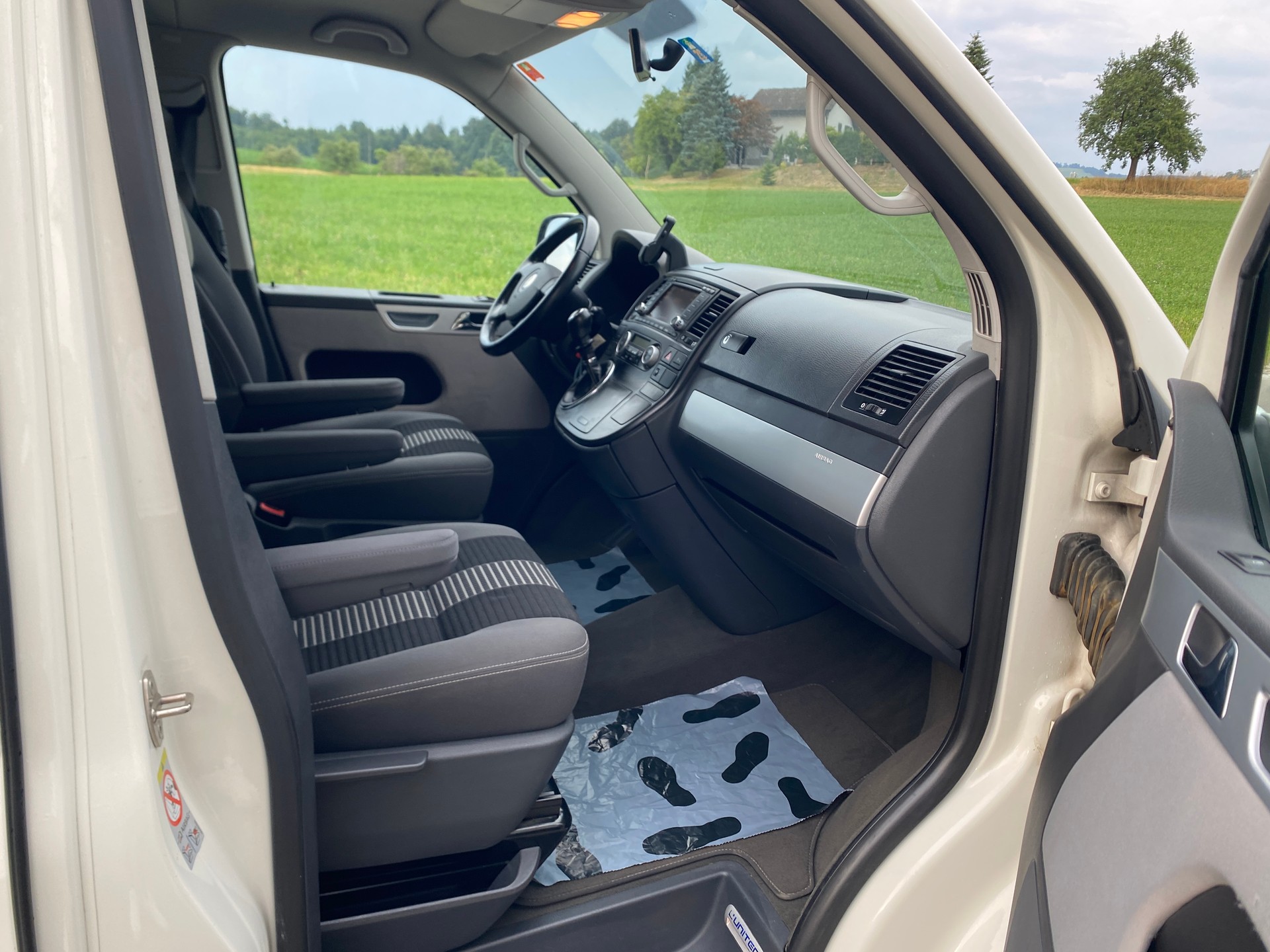 VW Multivan-image-11