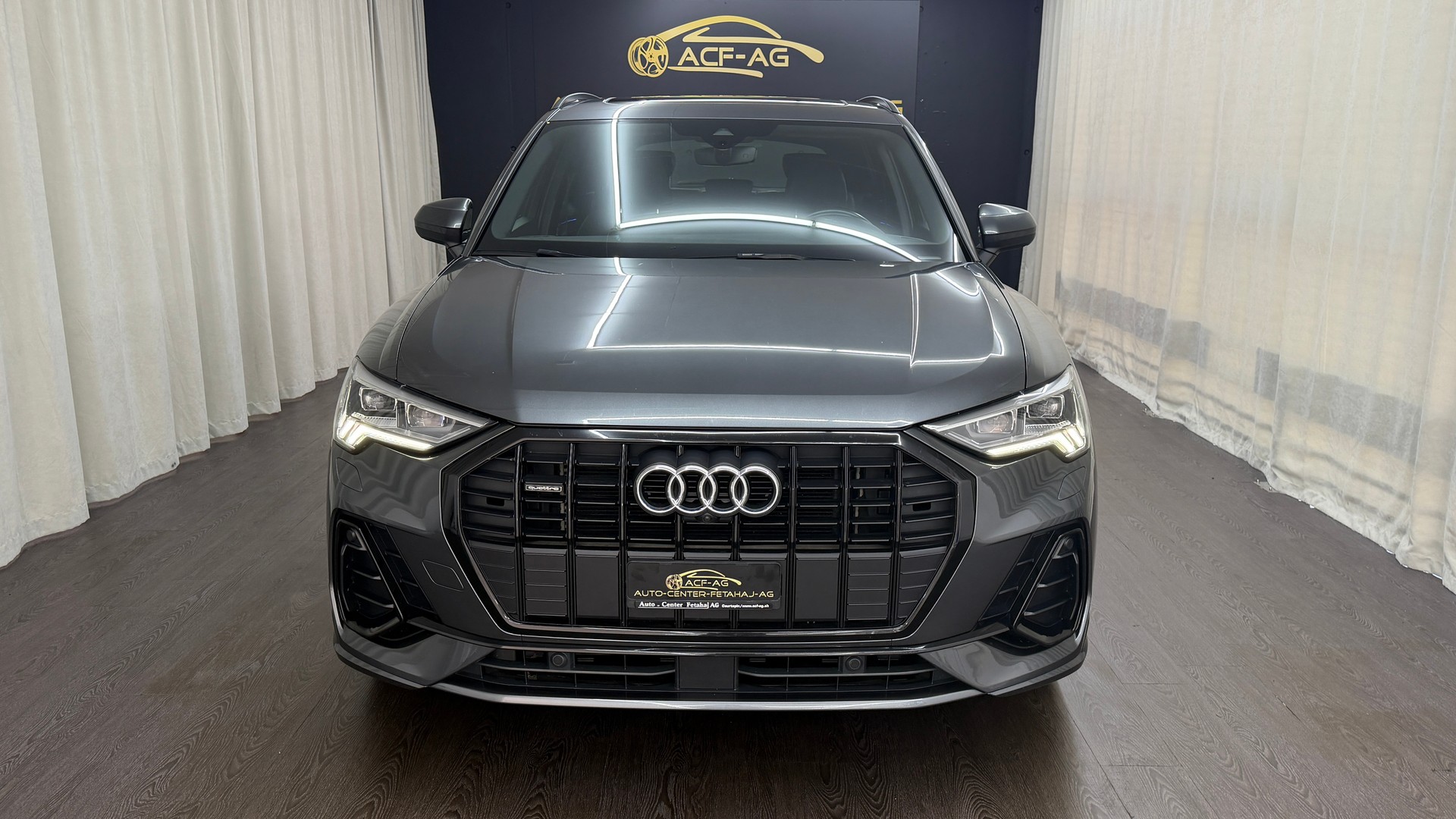 AUDI Q3 40 TFSI S line quattro S-tronic-image-1