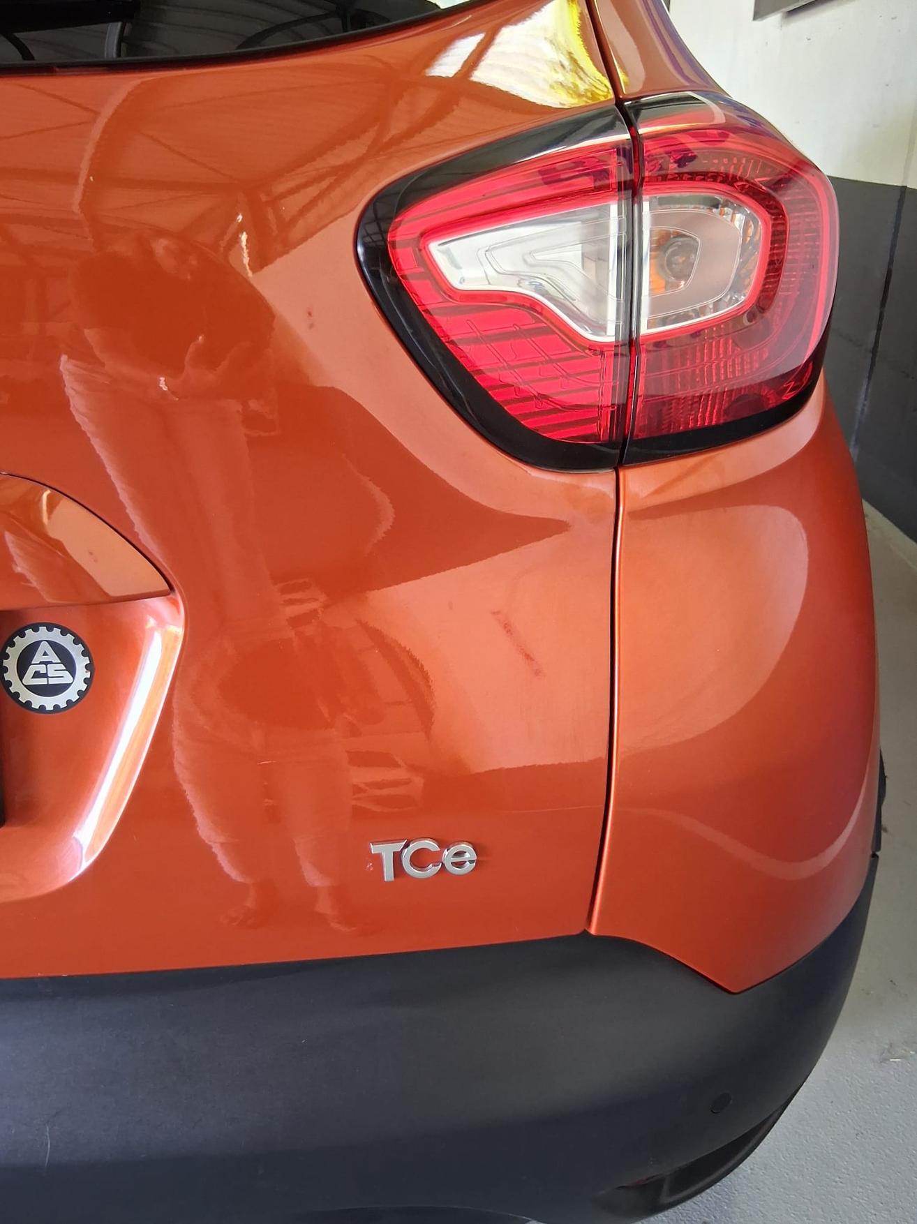 RENAULT Captur 1.2 TCe Dynamique EDC-image-6
