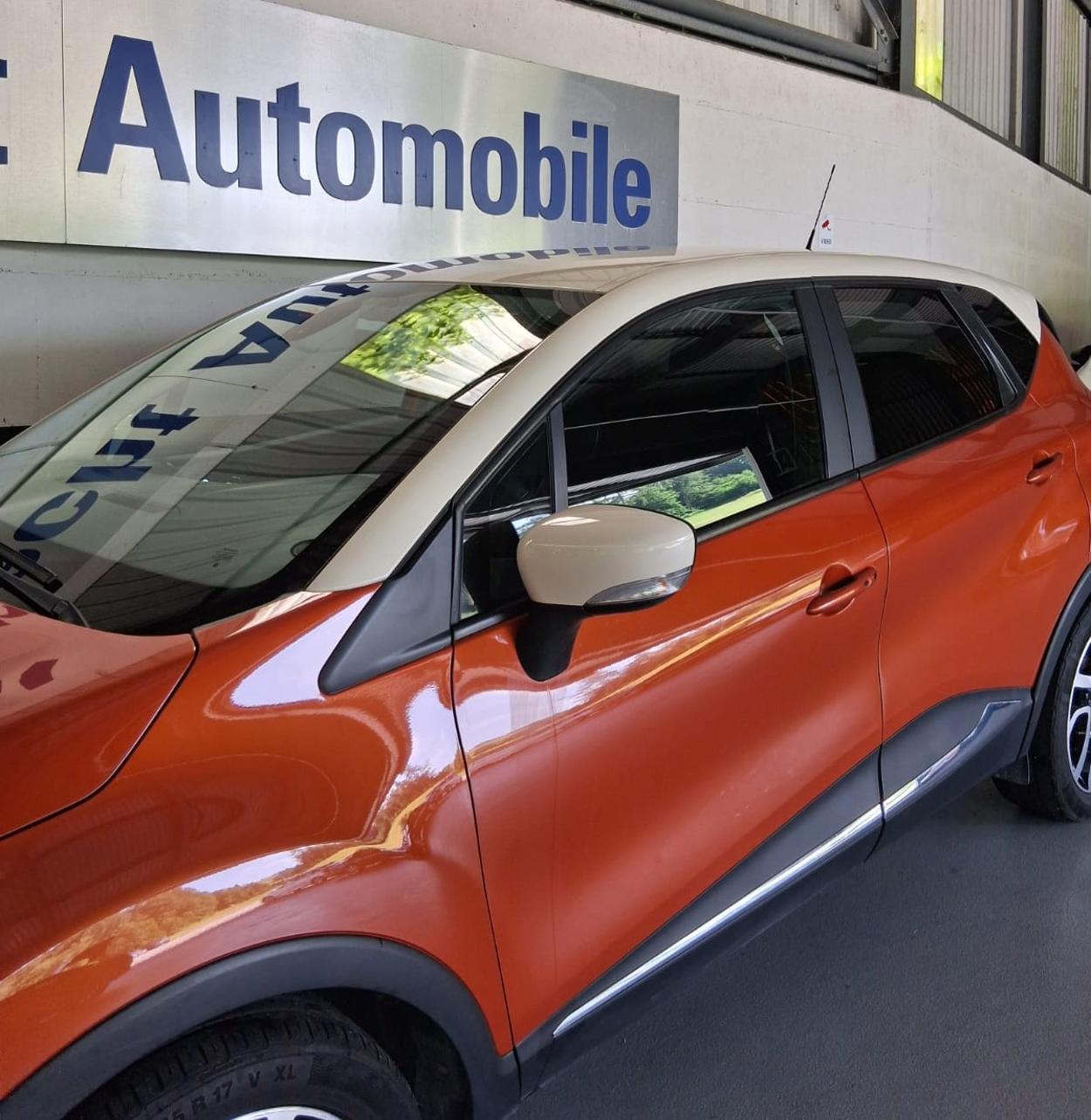RENAULT Captur 1.2 TCe Dynamique EDC-showroom-element-2