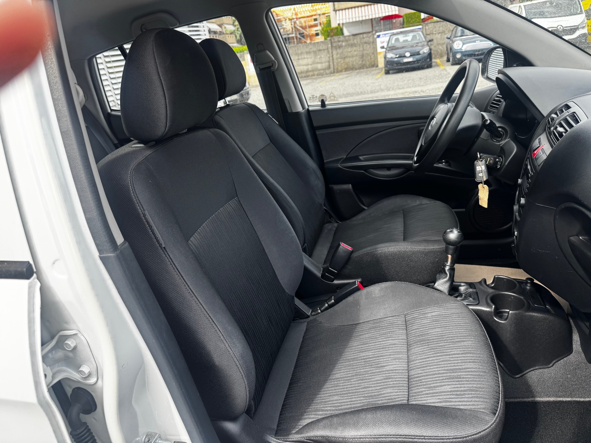 KIA Picanto 1.1 Trend-image-11