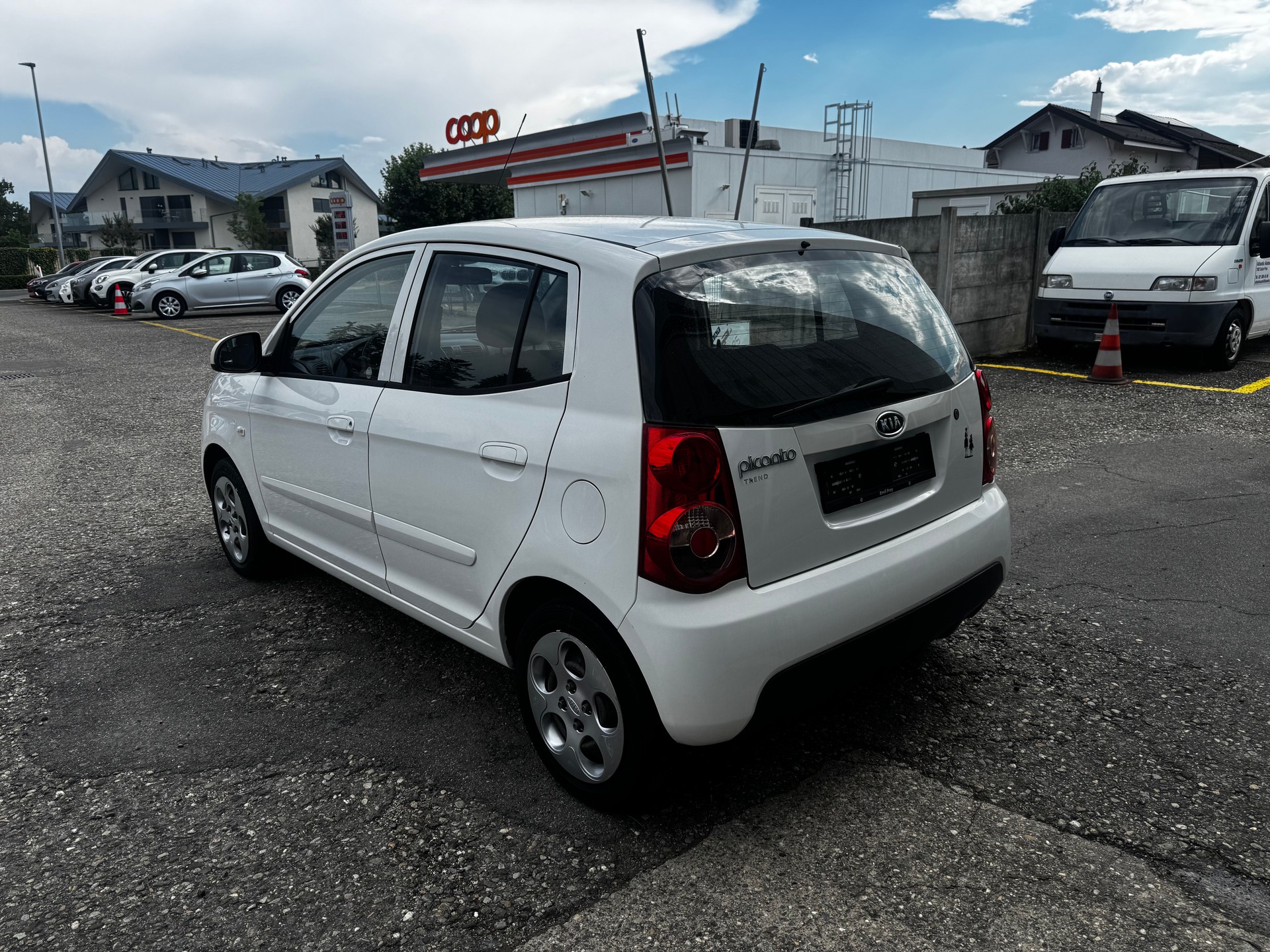 KIA Picanto 1.1 Trend-image-3