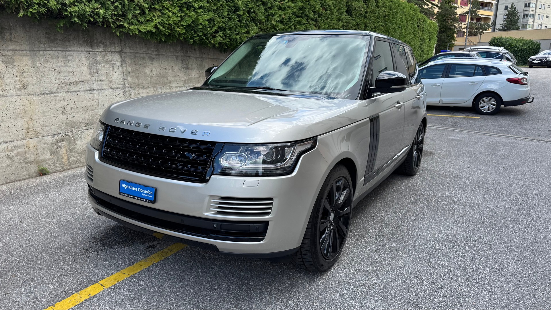 LAND ROVER Range Rover 3.0 TDV6 HSE Automatic-image-0