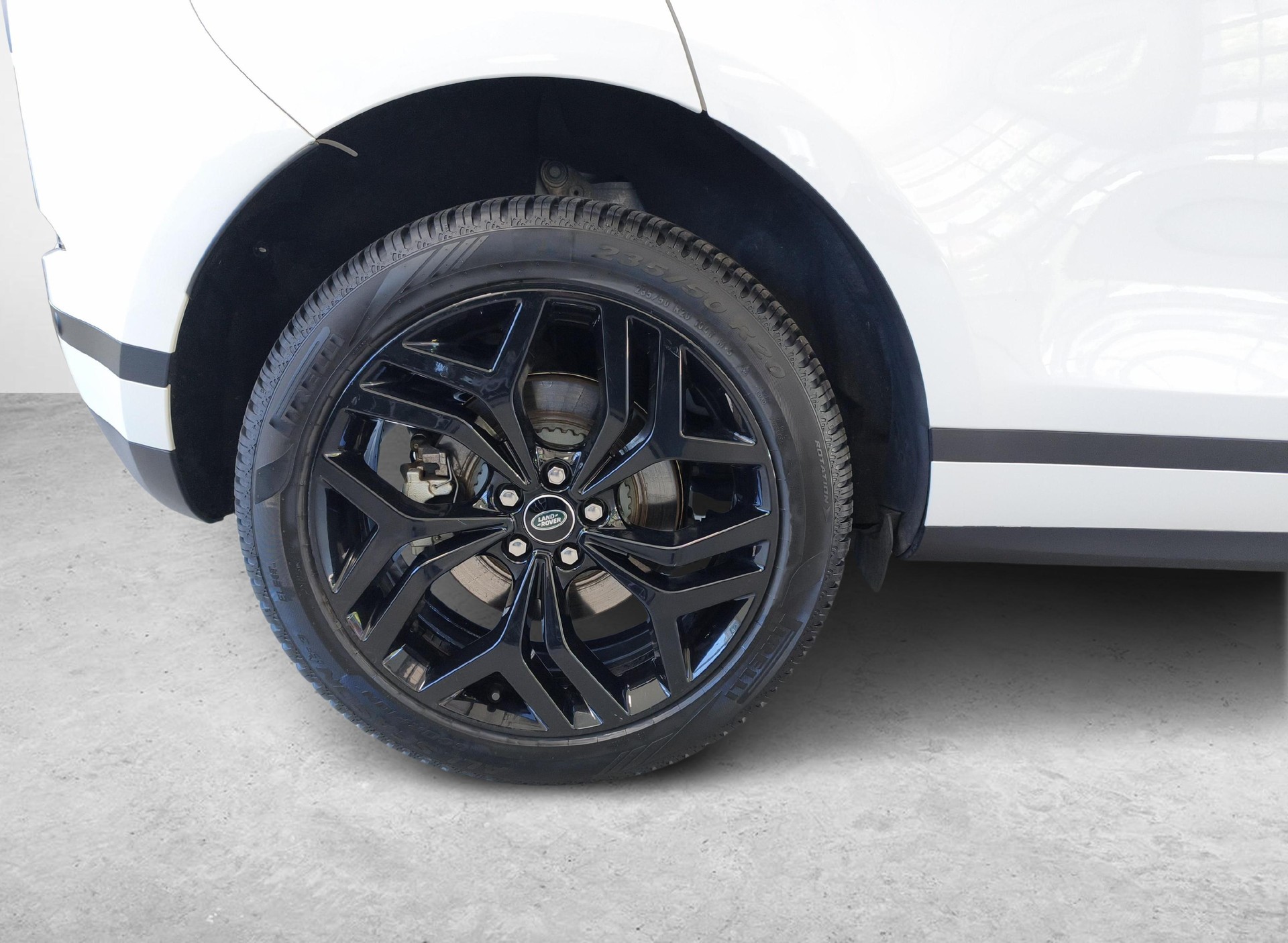 LAND ROVER Range Rover Evoque 1.5 T 300e SE-image-17