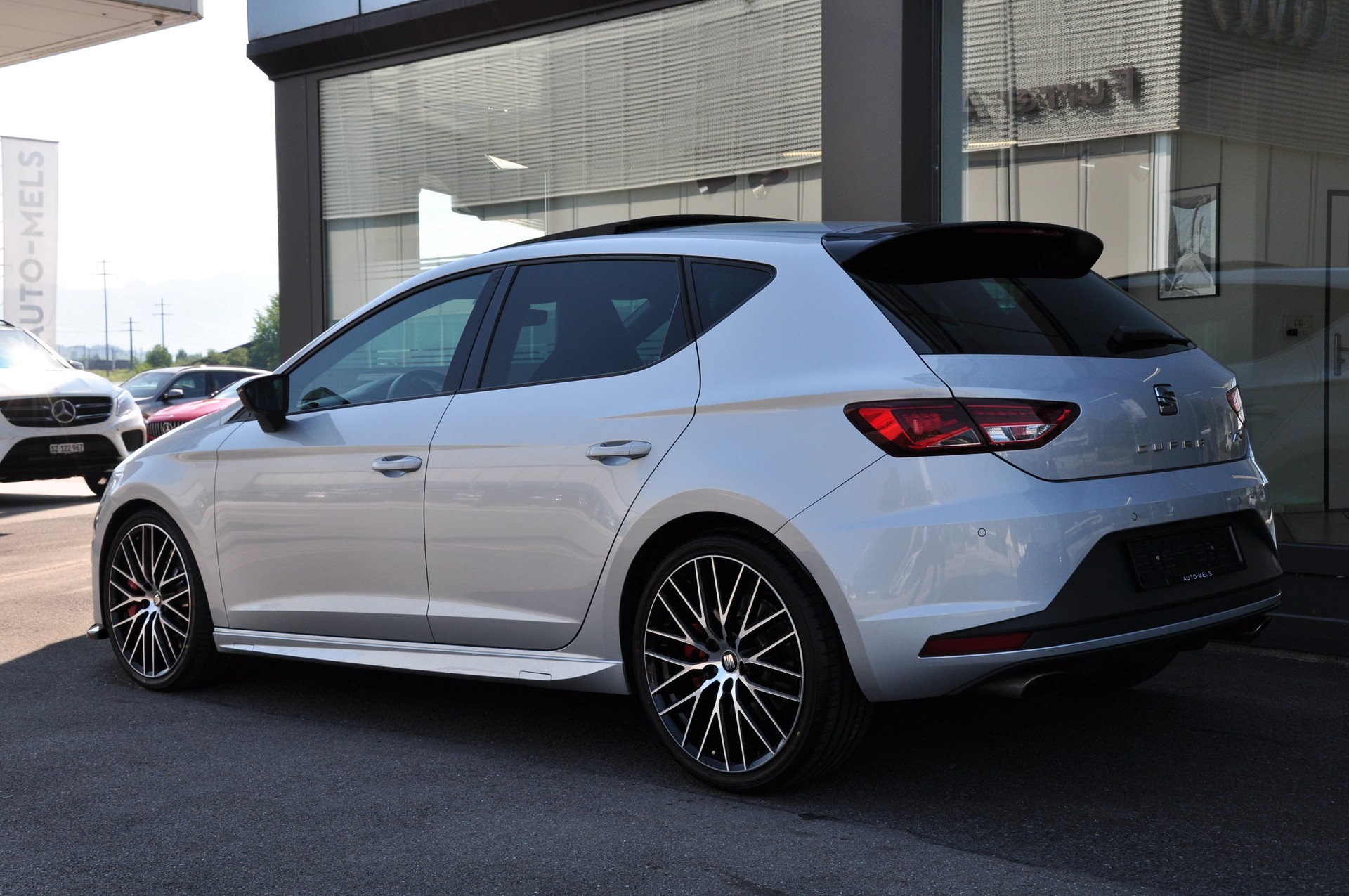 SEAT Leon 2.0 TSI Cupra 290 DSG-image-4