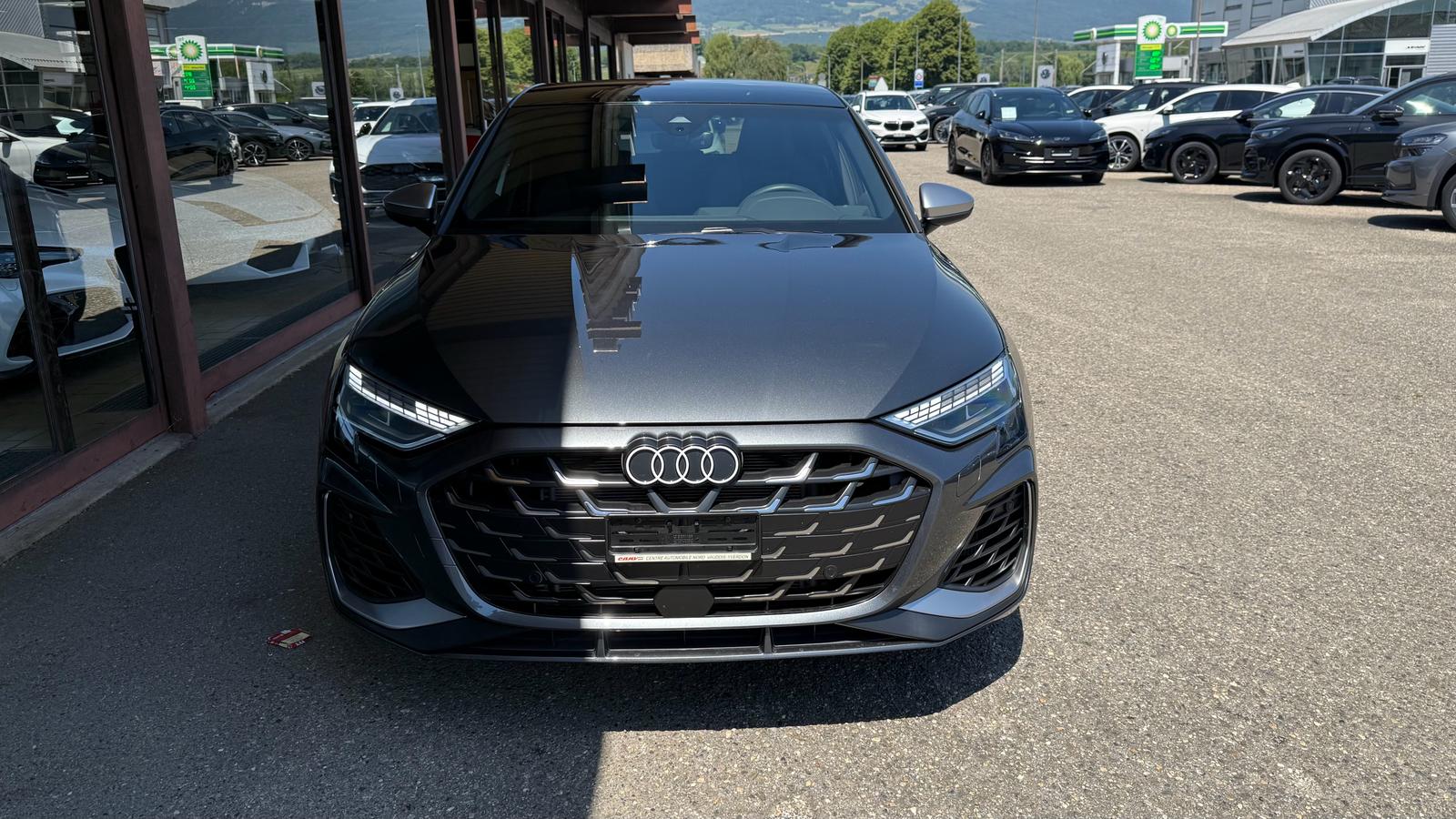 AUDI S3 Sportback 2.0 TFSI quattro S-tronic-image-2