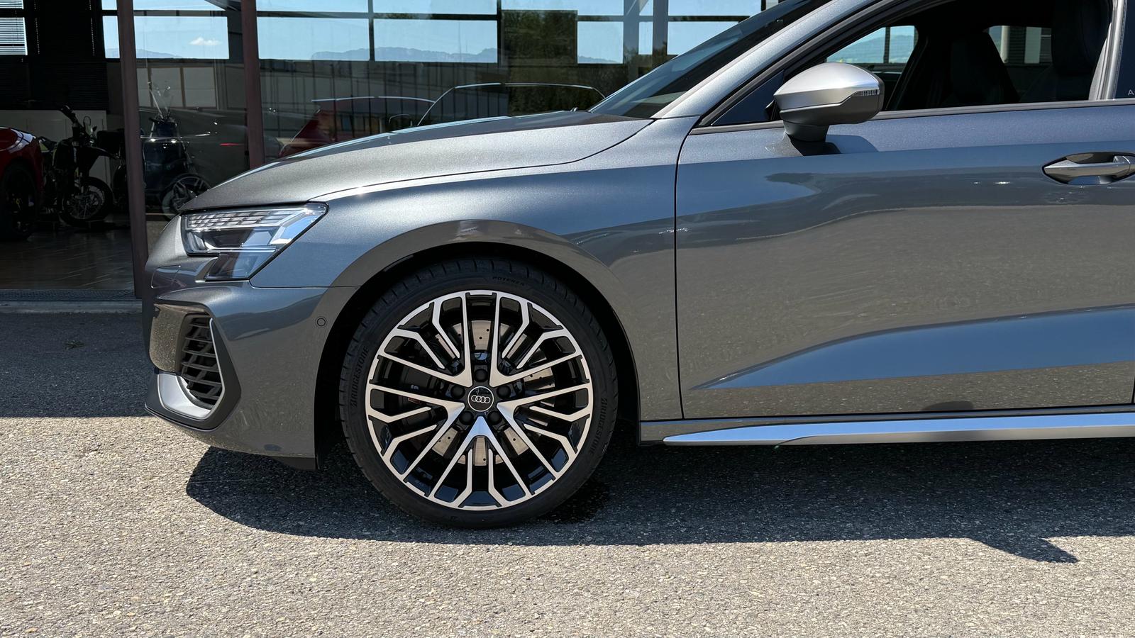 AUDI S3 Sportback 2.0 TFSI quattro S-tronic-image-5