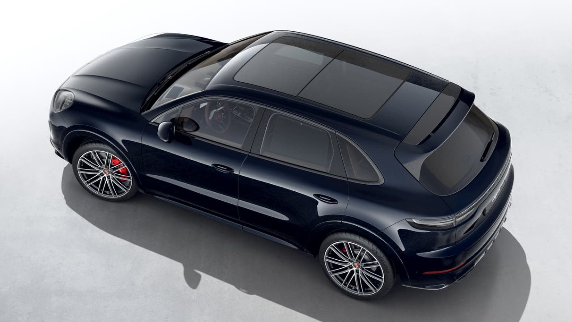 PORSCHE Cayenne GTS-showroom-element-3